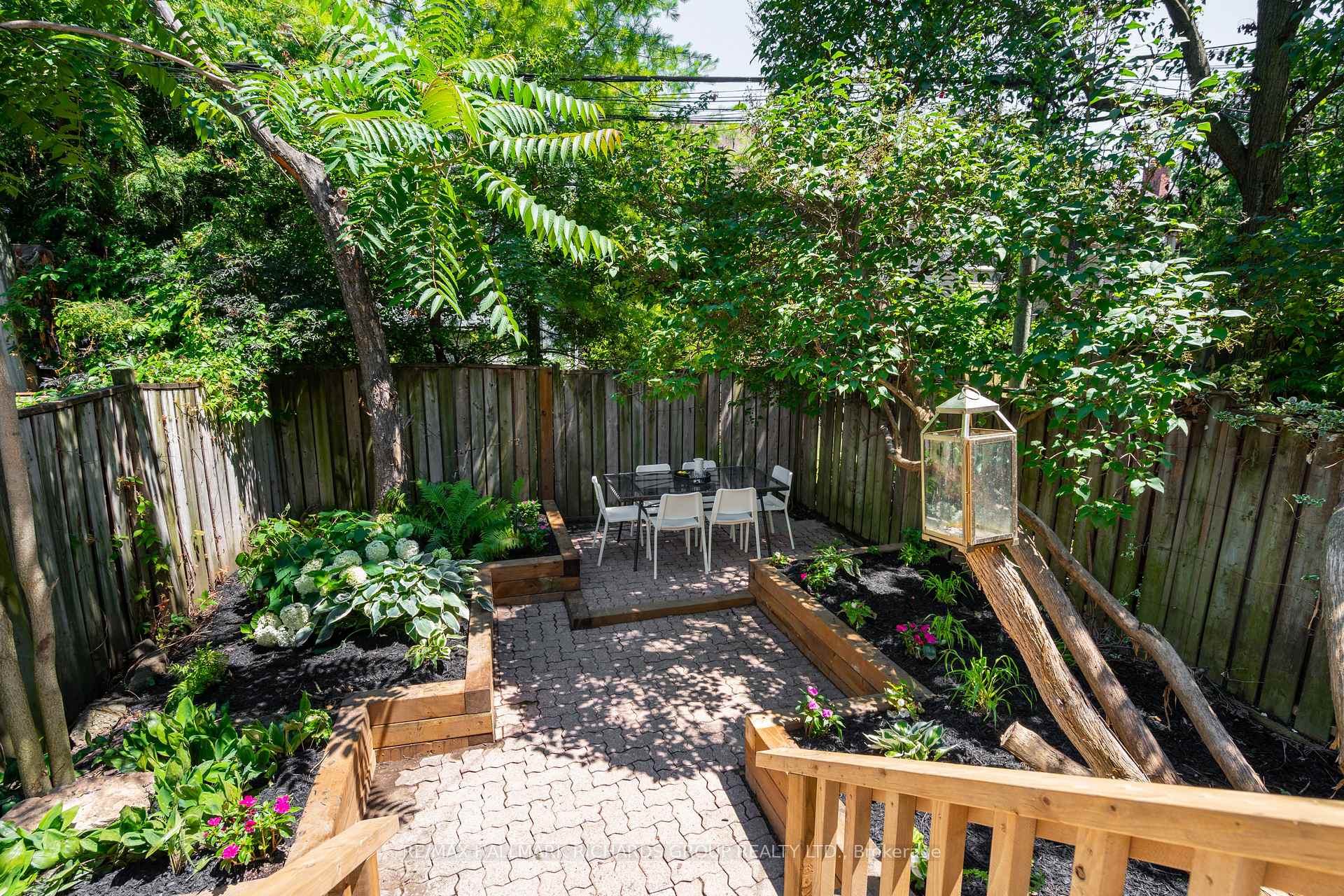 Photo 23 of 21 Bertmount Avenue, Toronto, South Riverdale — HOMEH