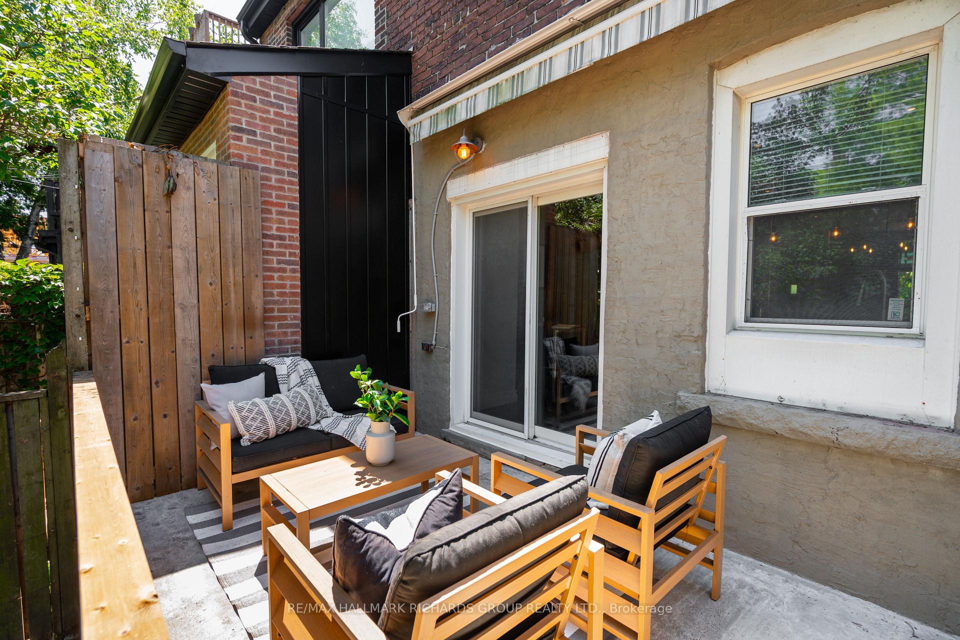 Photo 24 of 21 Bertmount Avenue, Toronto, South Riverdale — HOMEH
