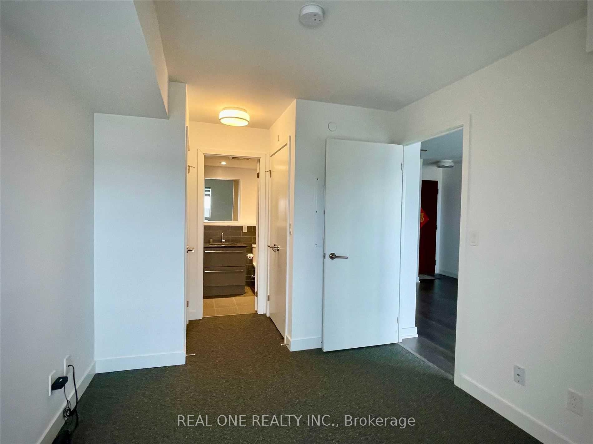 Photo 6 of Unit 914, 120 Varna Drive, Toronto, Englemount-Lawrence — HOMEH