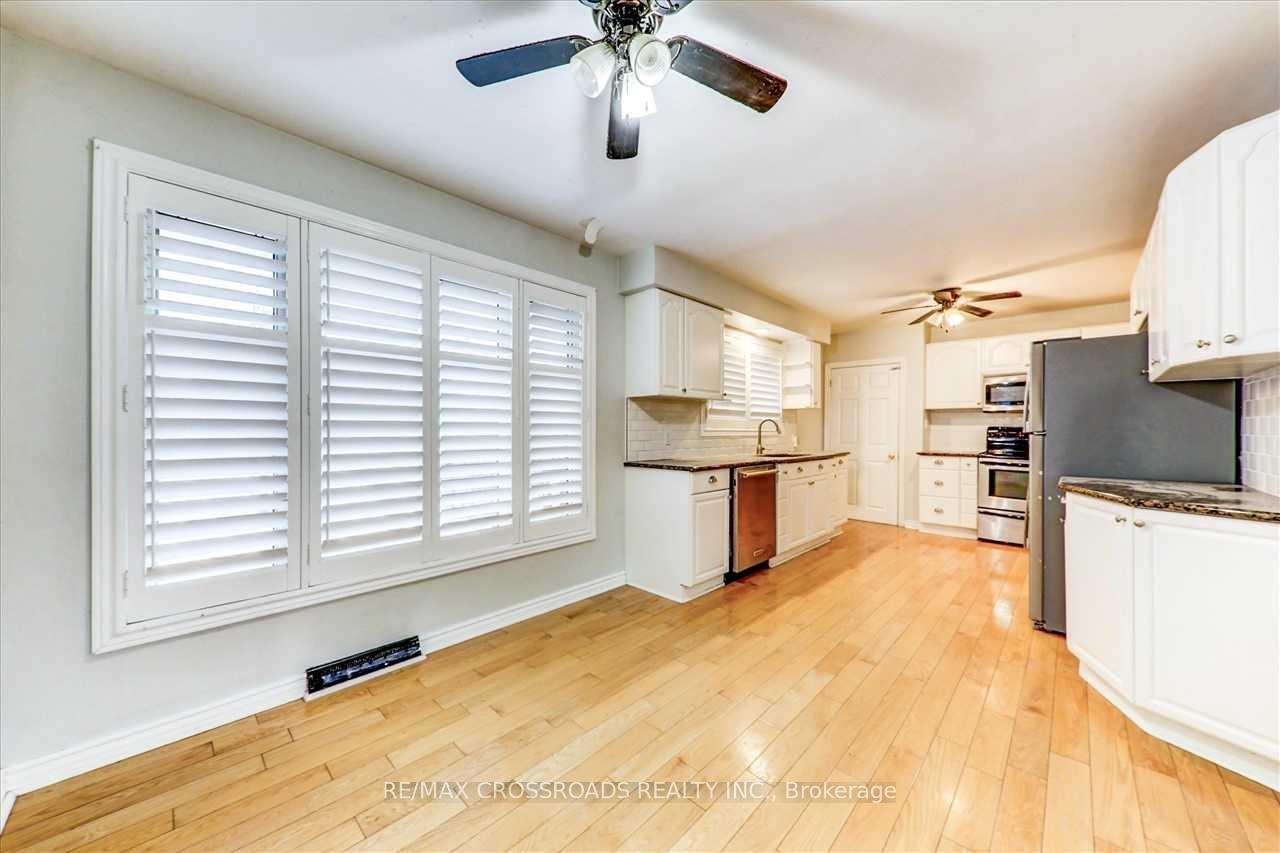 Photo 3 of 4700 Baldwin Street S, Whitby, Taunton North — HOMEH