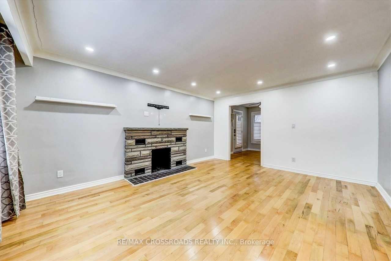 Photo 29 of 4700 Baldwin Street S, Whitby, Taunton North — HOMEH