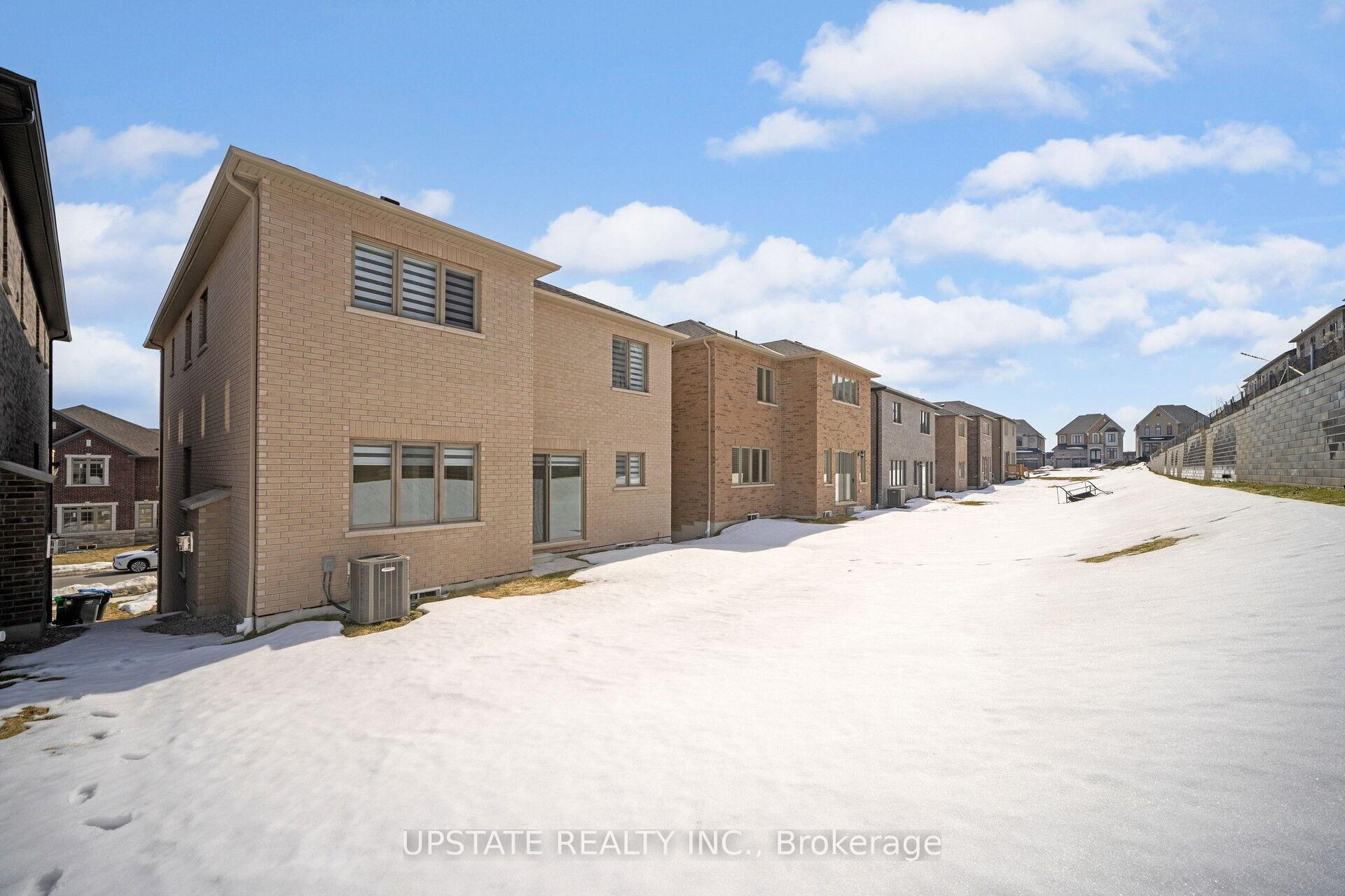 Photo 35 of 42 James Walker Avenue, Caledon, Caledon East — HOMEH