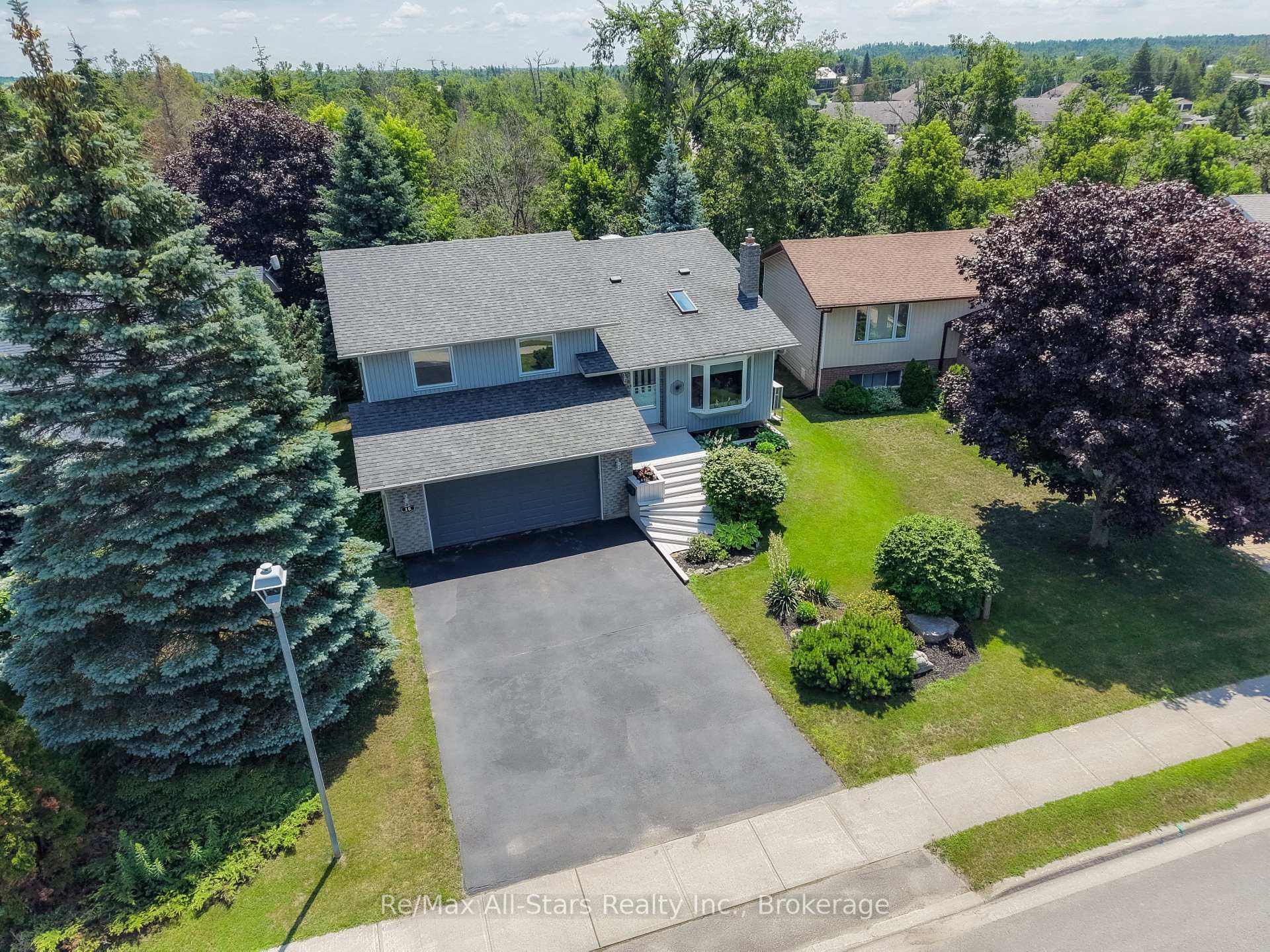 Front of 16 Cedartree Lane