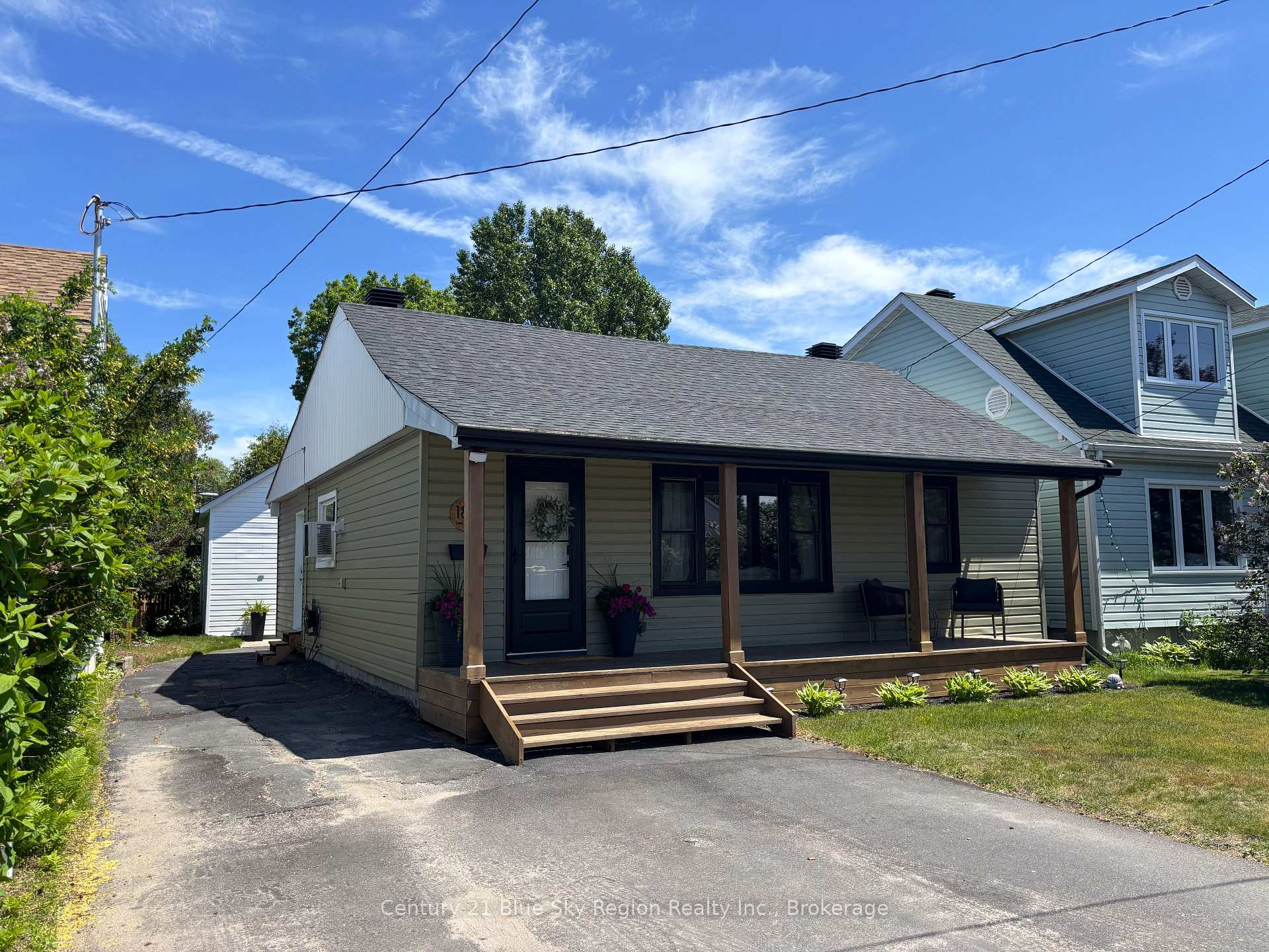 Photo 1 of 188 Lee Avenue, North Bay, Ferris — HOMEH