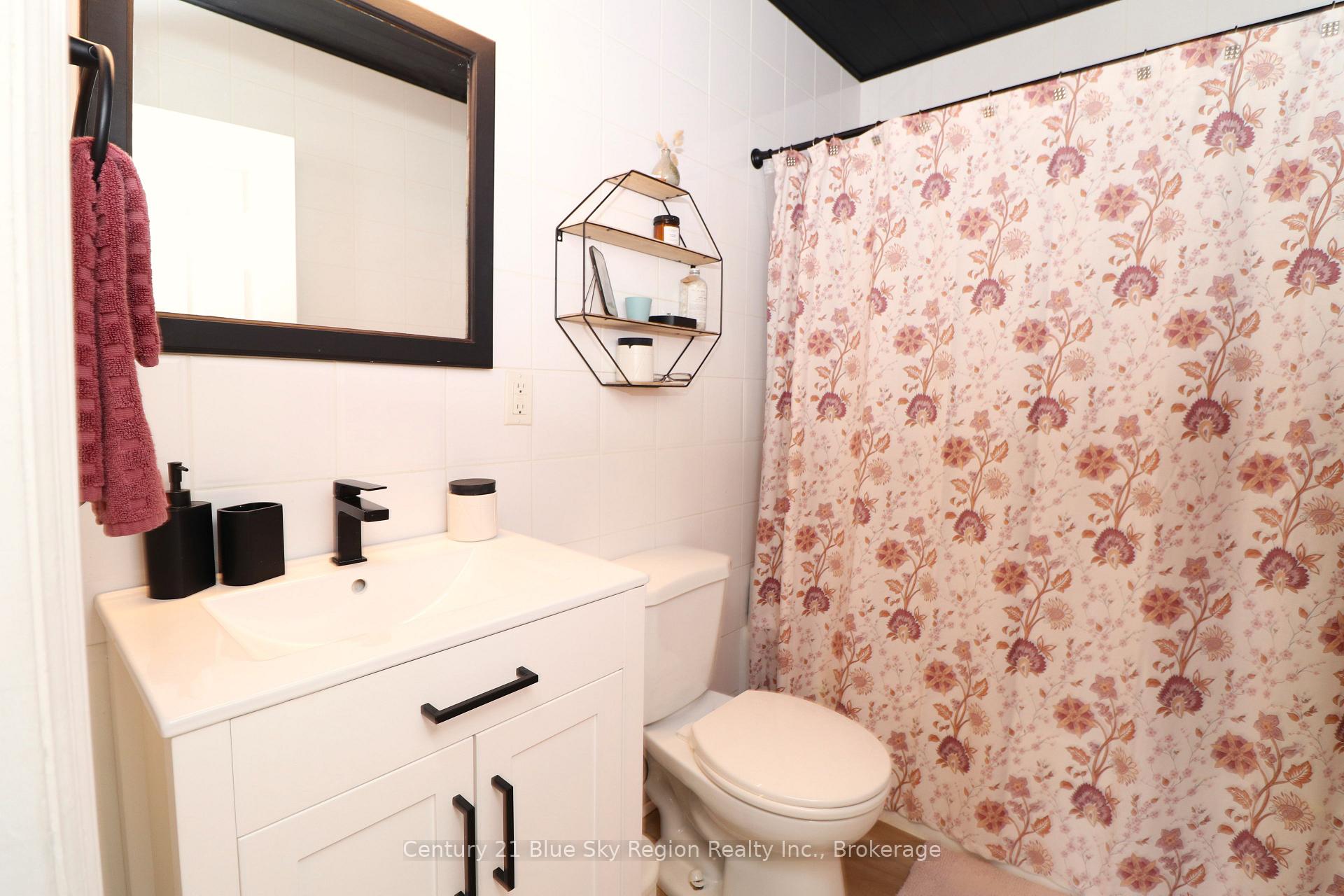 Photo 24 of 188 Lee Avenue, North Bay, Ferris — HOMEH
