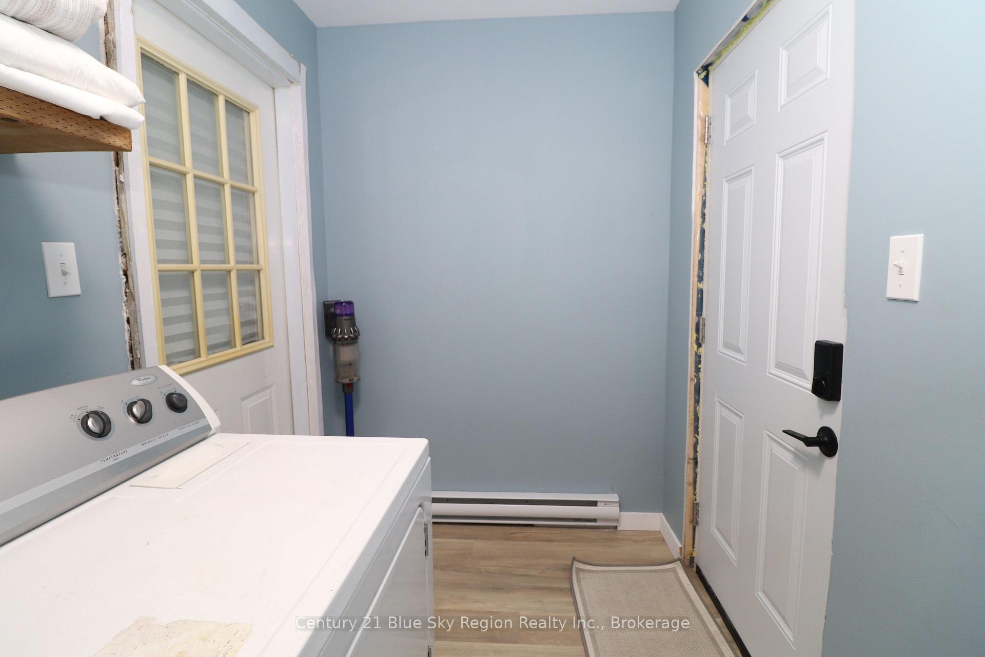 Photo 32 of 188 Lee Avenue, North Bay, Ferris — HOMEH