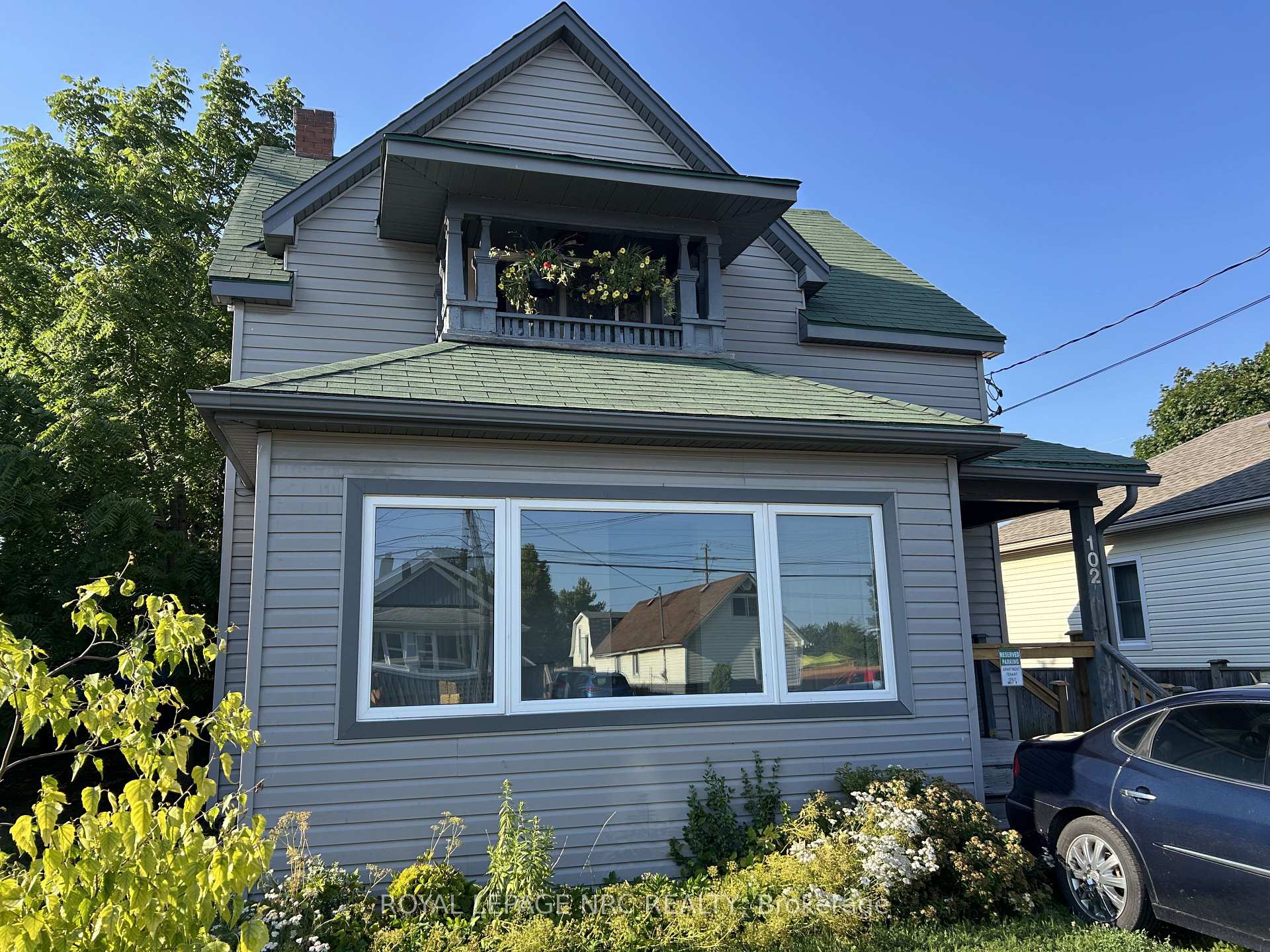 Front of 102 Colborne Street