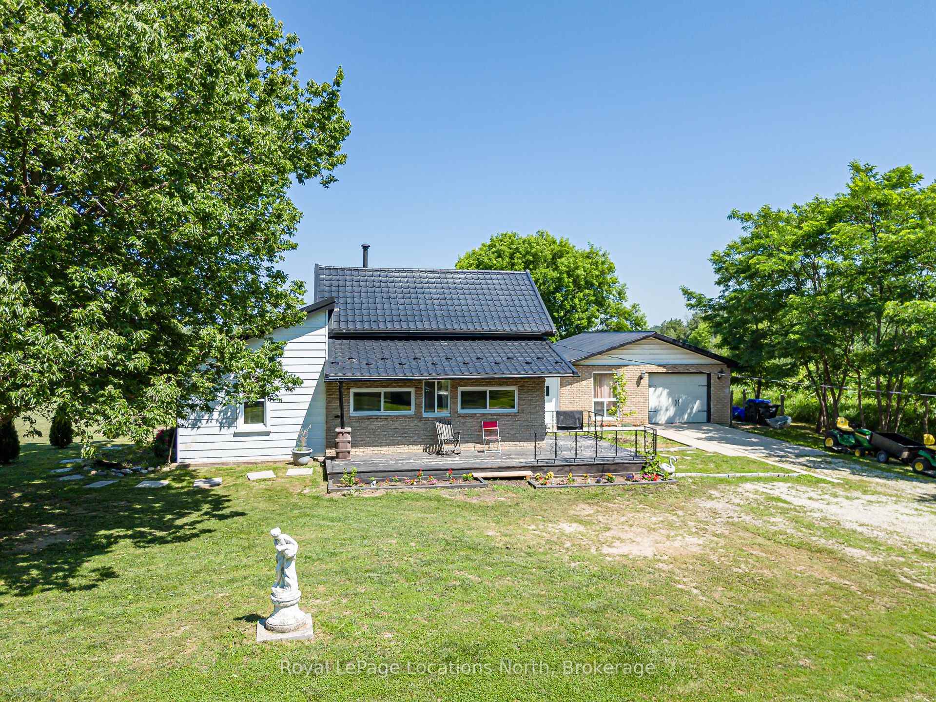 Photo 2 of 4080 12 Concession, Clearview, Rural Clearview — HOMEH