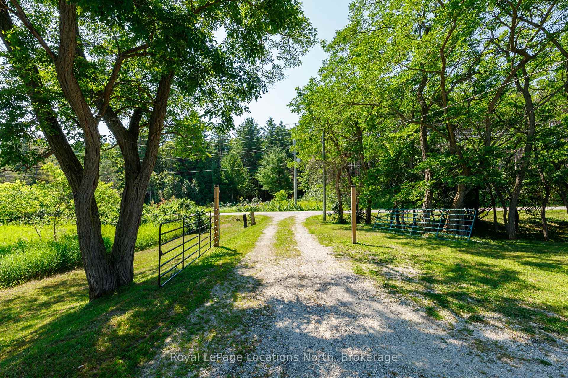 Photo 4 of 4080 12 Concession, Clearview, Rural Clearview — HOMEH