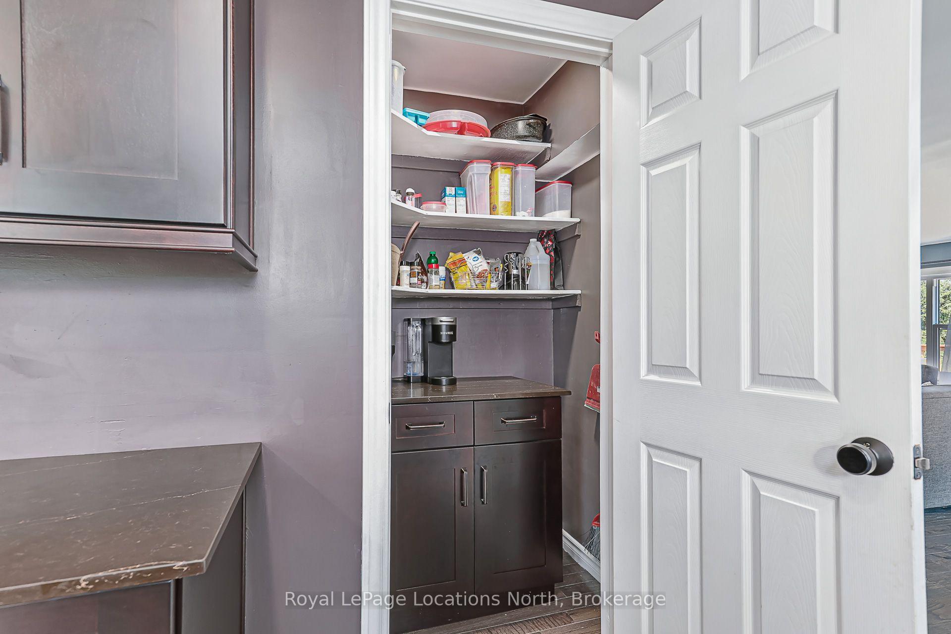 Photo 8 of 4080 12 Concession, Clearview, Rural Clearview — HOMEH