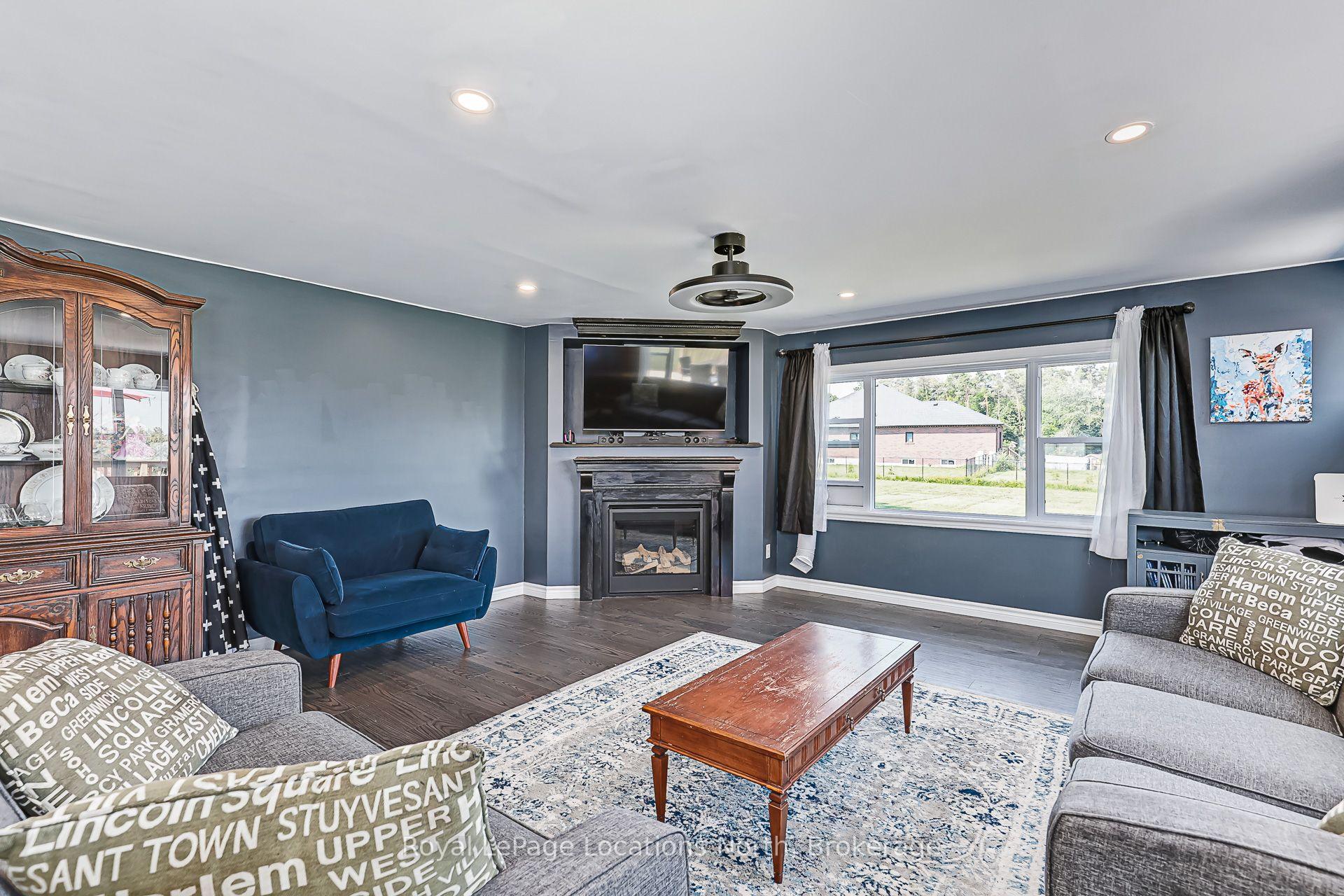 Photo 10 of 4080 12 Concession, Clearview, Rural Clearview — HOMEH