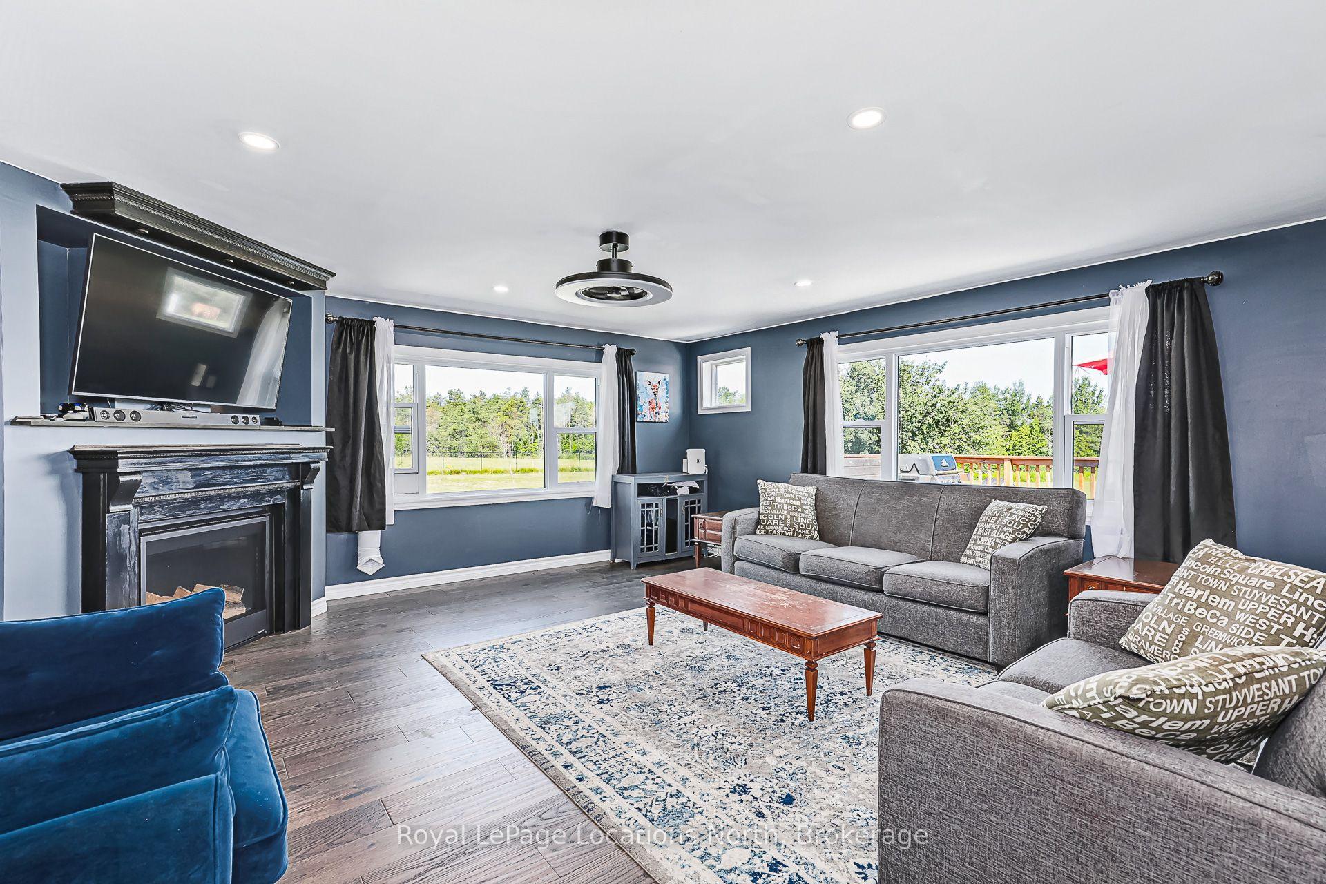 Photo 11 of 4080 12 Concession, Clearview, Rural Clearview — HOMEH