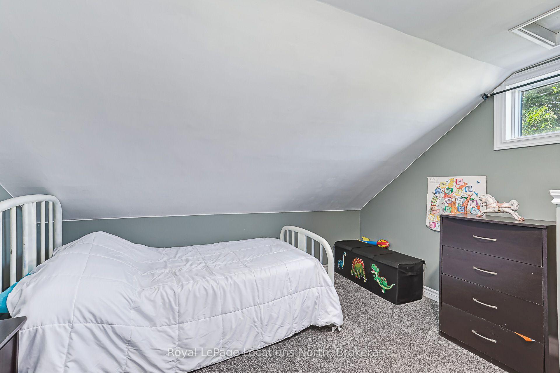 Photo 16 of 4080 12 Concession, Clearview, Rural Clearview — HOMEH
