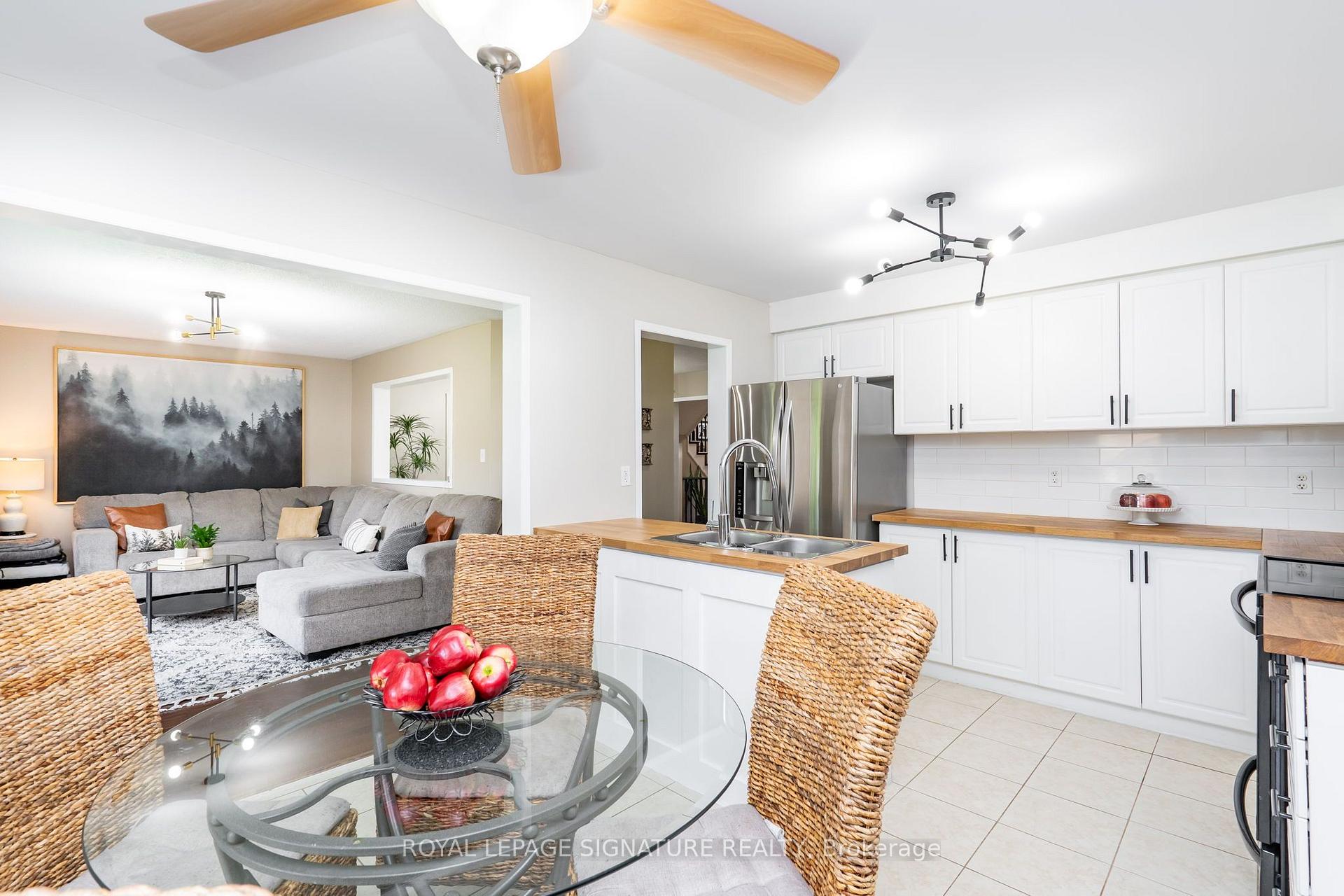 Photo 12 of 348 Edenbrook Hill Drive, Brampton, Fletcher's Meadow — HOMEH