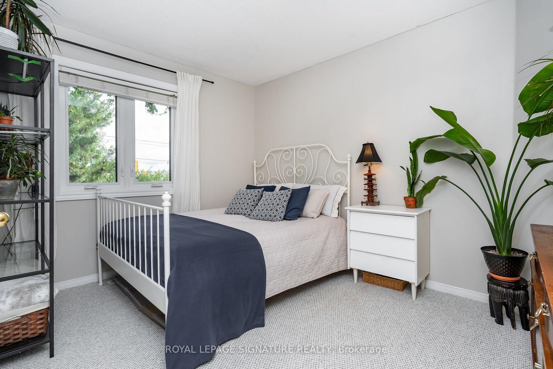 Photo 24 of 348 Edenbrook Hill Drive, Brampton, Fletcher's Meadow — HOMEH