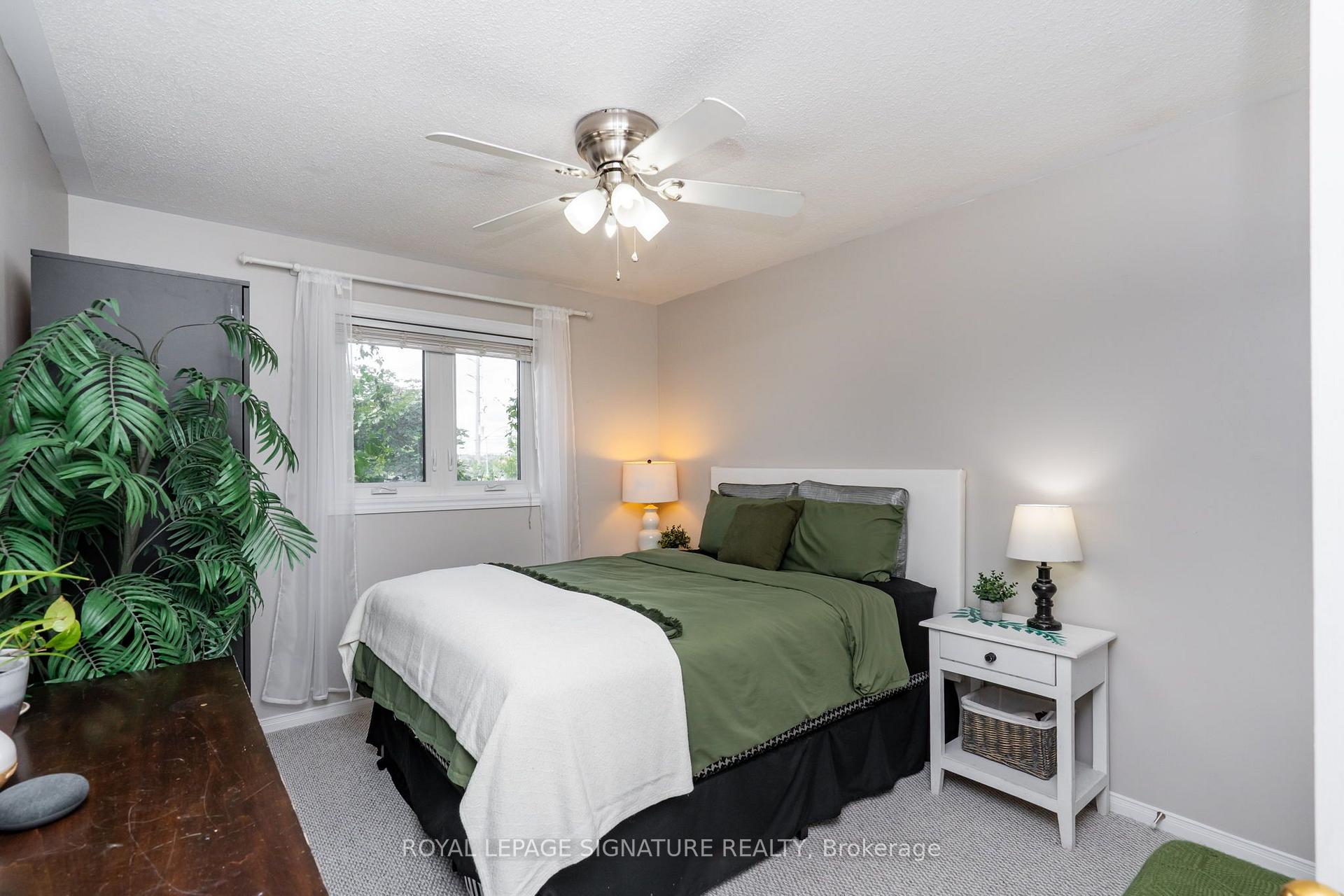 Photo 26 of 348 Edenbrook Hill Drive, Brampton, Fletcher's Meadow — HOMEH