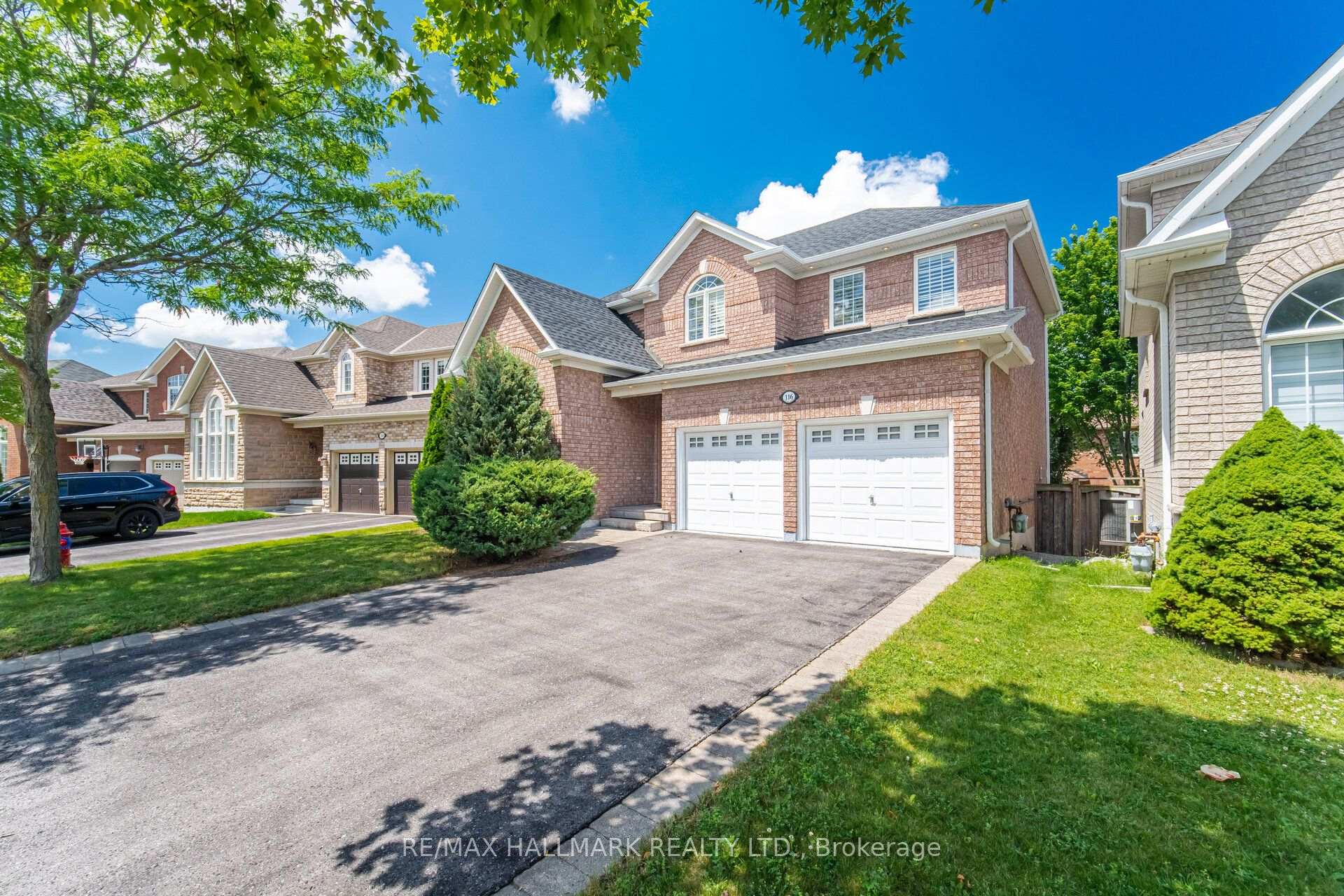 Photo 2 of 116 Beare Trail, Newmarket, Woodland Hill — HOMEH