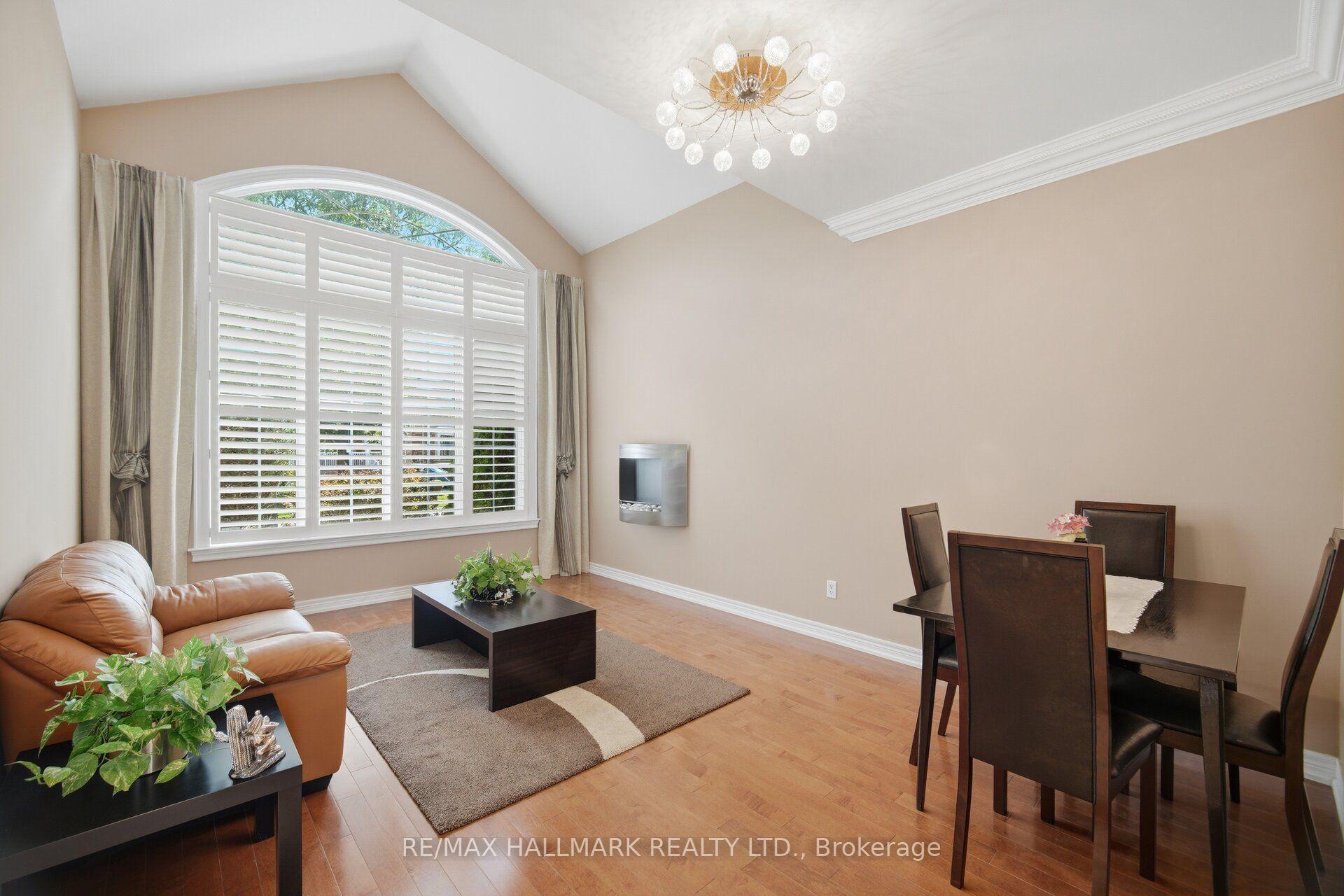 Photo 6 of 116 Beare Trail, Newmarket, Woodland Hill — HOMEH