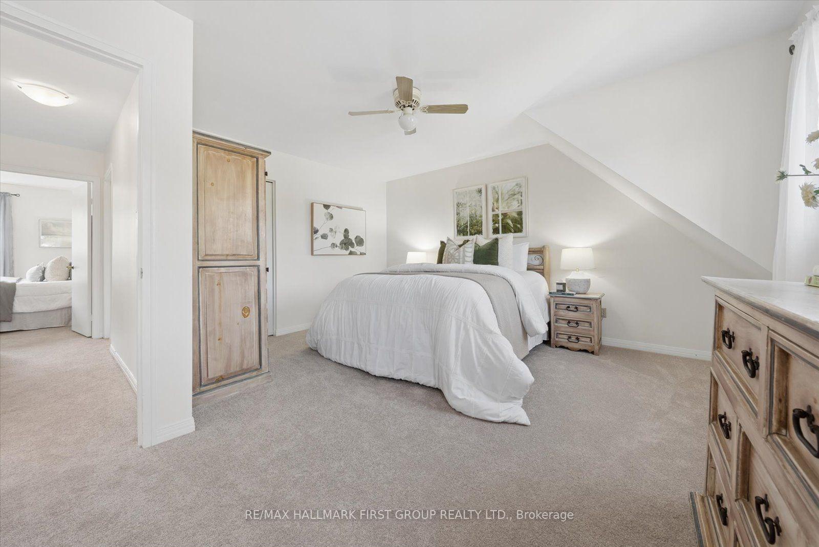 Photo 9 of 648 Creekview Circle, Pickering, West Shore — HOMEH