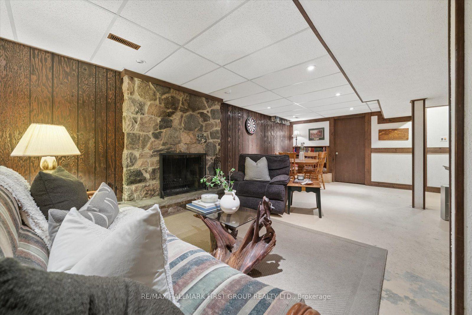 Photo 16 of 648 Creekview Circle, Pickering, West Shore — HOMEH