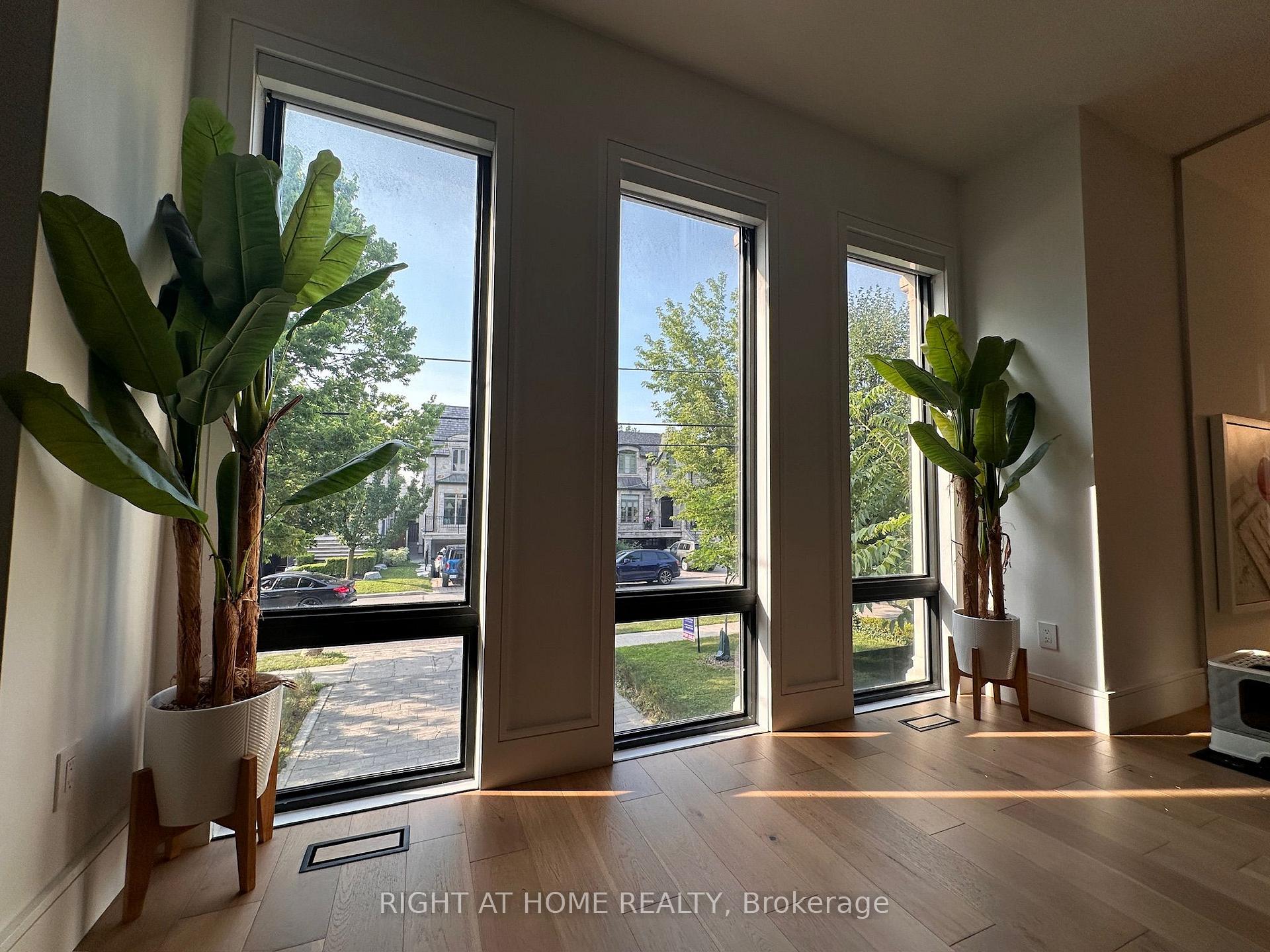 Photo 8 of 75 Dunblaine Avenue, Toronto, Bedford Park-Nortown — HOMEH