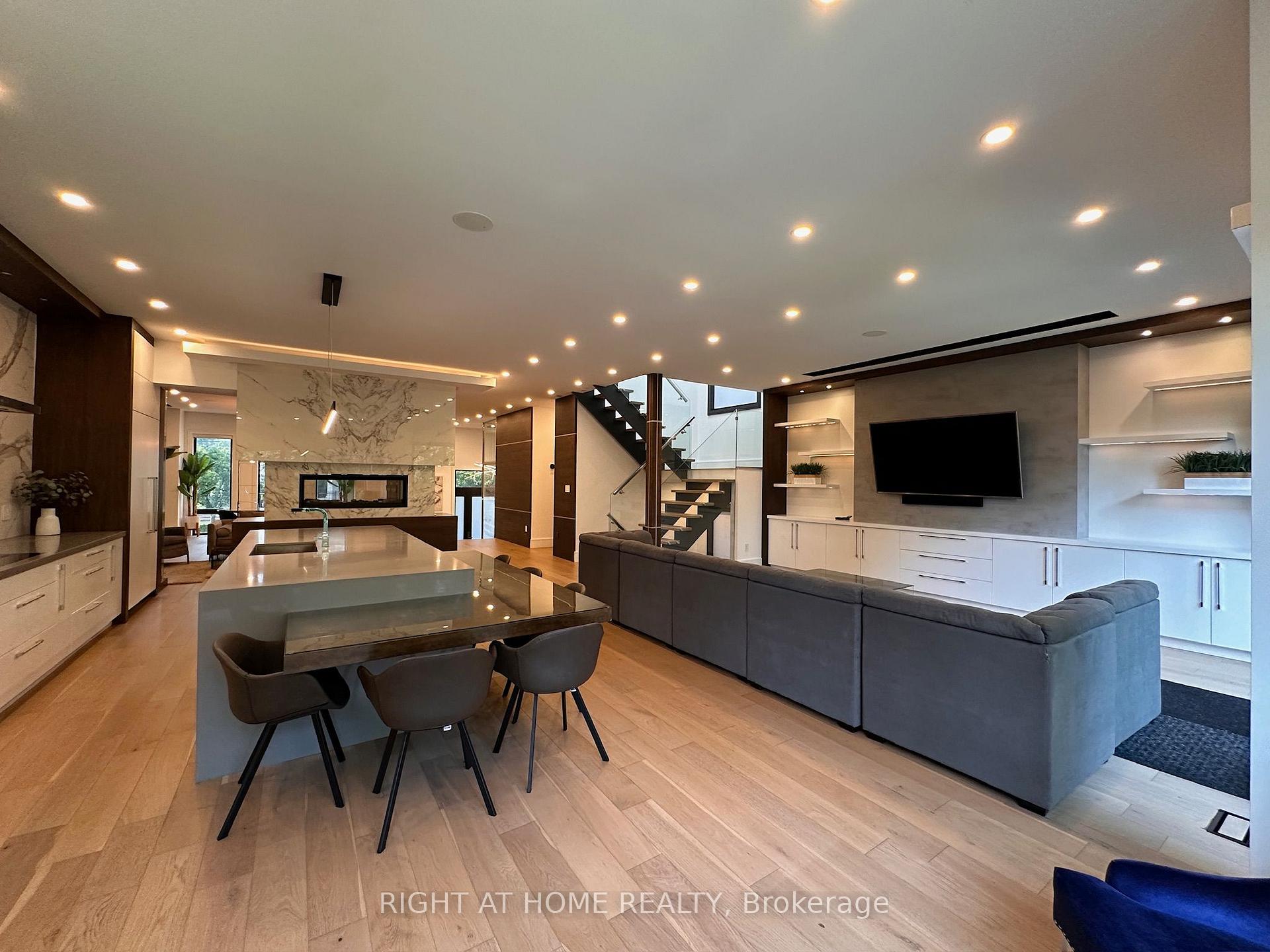 Photo 11 of 75 Dunblaine Avenue, Toronto, Bedford Park-Nortown — HOMEH