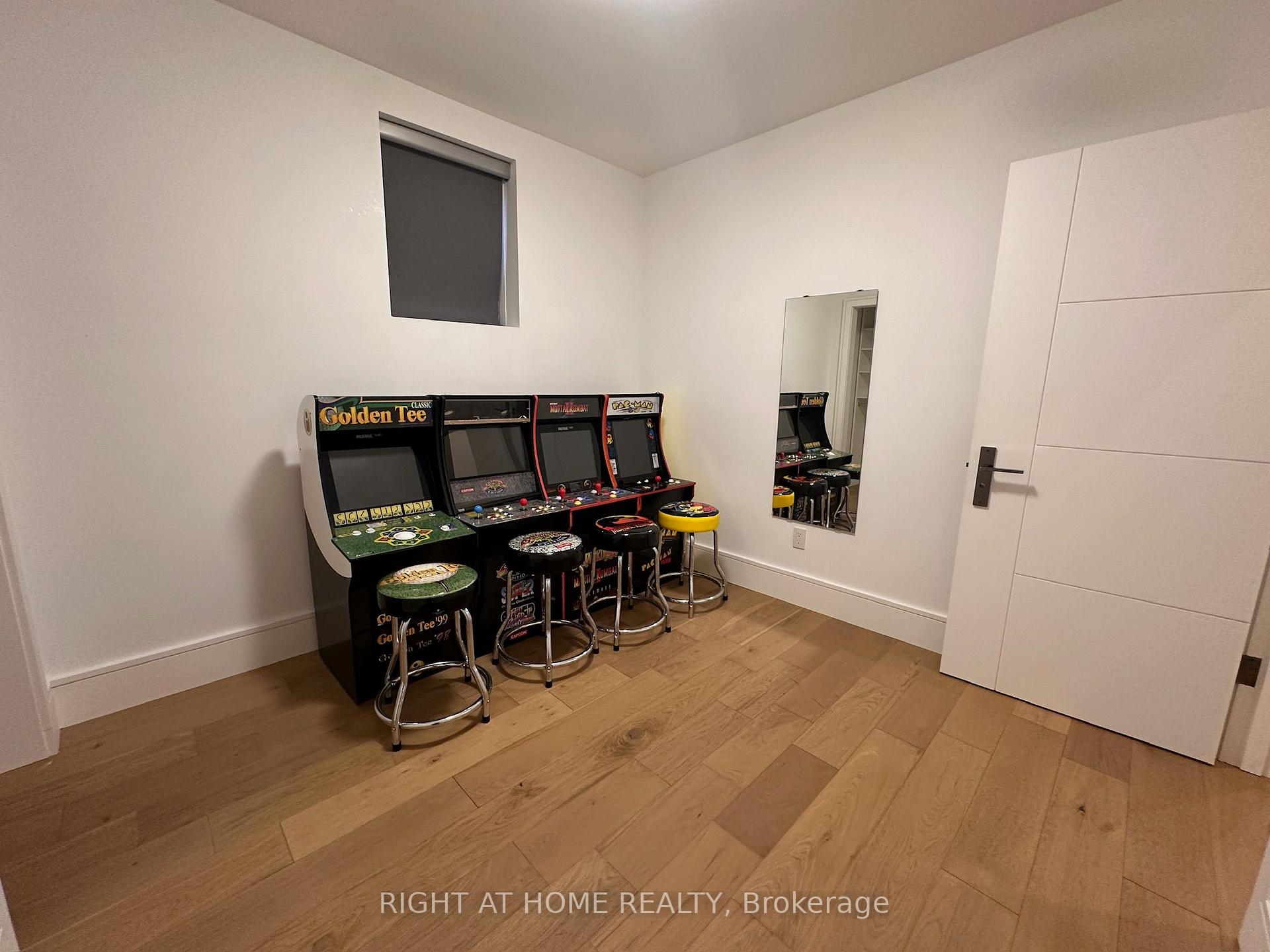 Photo 26 of 75 Dunblaine Avenue, Toronto, Bedford Park-Nortown — HOMEH