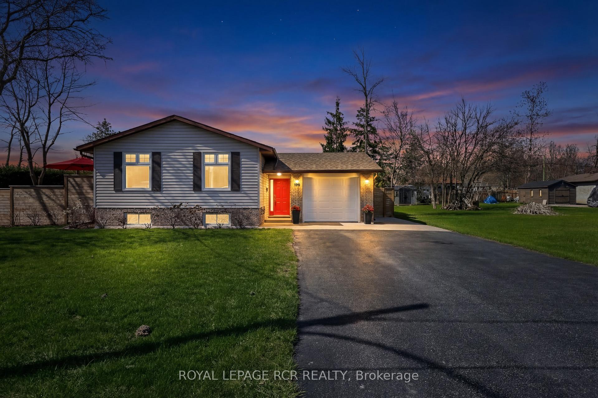 Photo 2 of 190 Parkview Road, Georgina, Keswick North — HOMEH