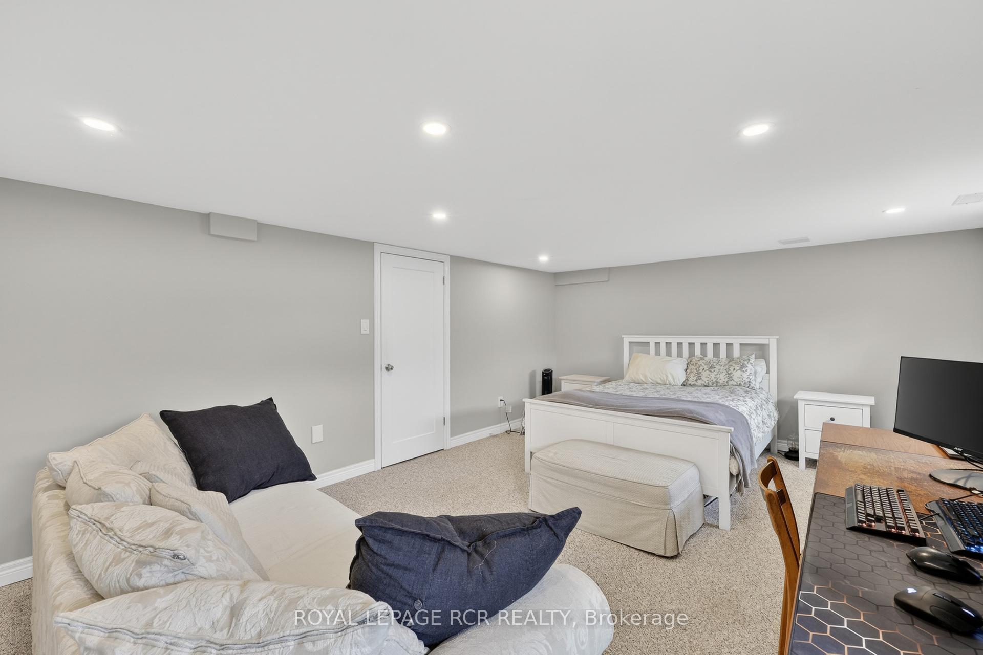 Photo 23 of 190 Parkview Road, Georgina, Keswick North — HOMEH