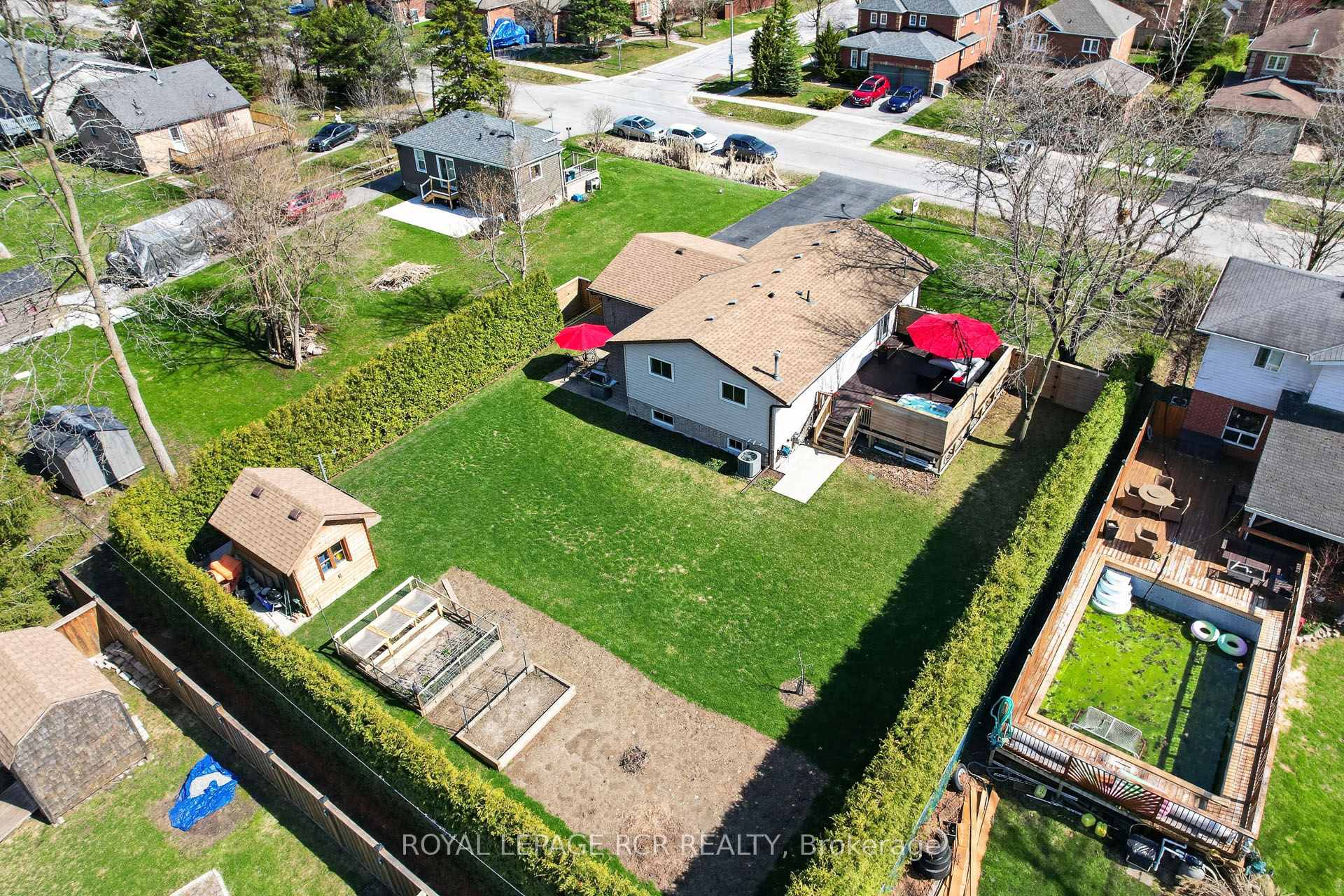 Photo 25 of 190 Parkview Road, Georgina, Keswick North — HOMEH
