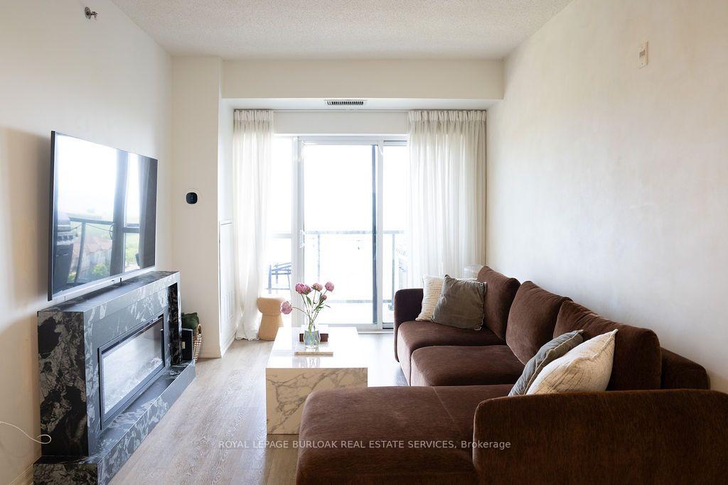 Photo 6 of Unit 610, 560 North Service Road, Grimsby, Grimsby Beach — HOMEH