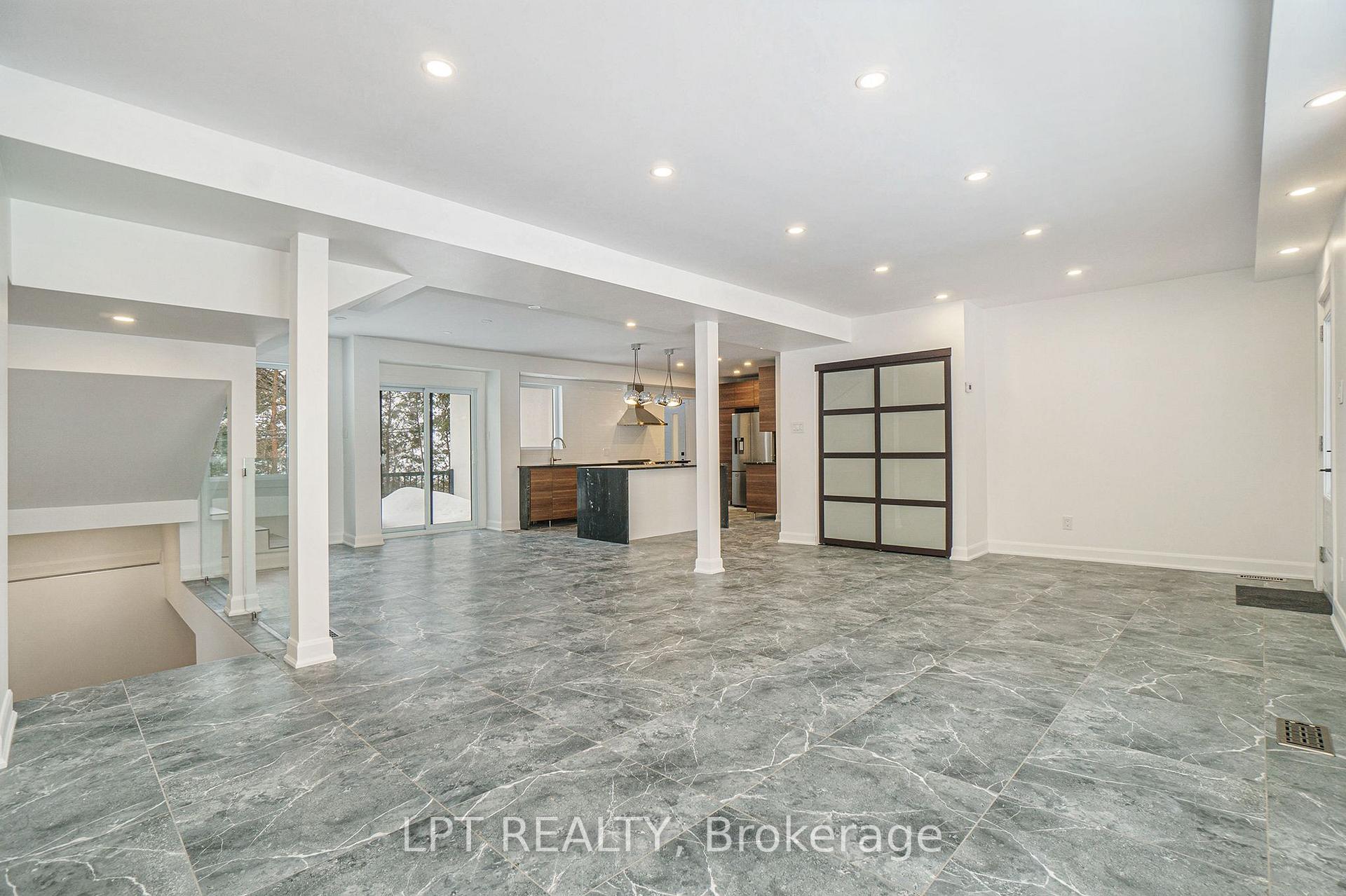 Photo 5 of 2112 Alta Vista Drive, Ottawa, Applewood Acres — HOMEH