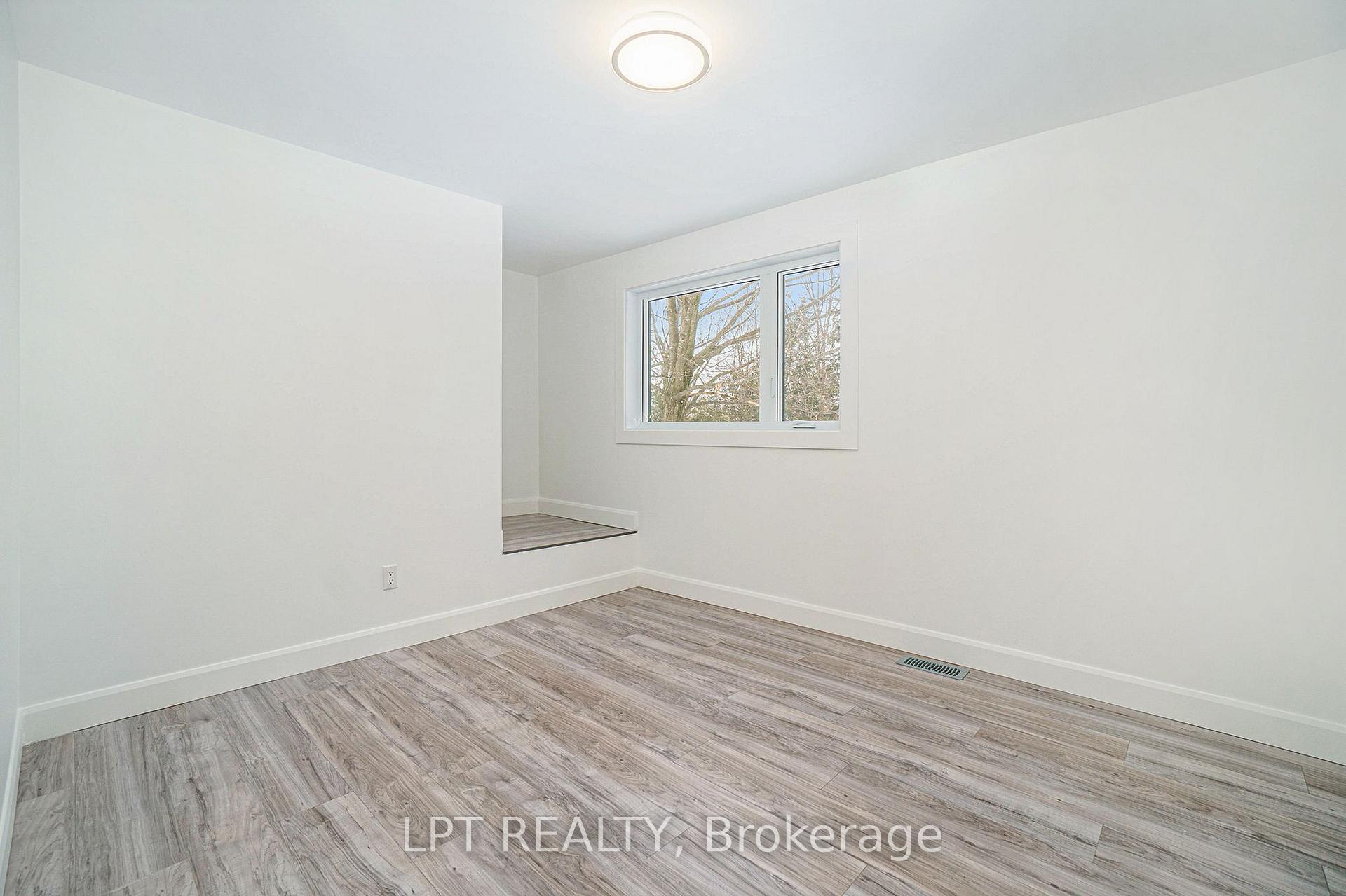 Photo 17 of 2112 Alta Vista Drive, Ottawa, Applewood Acres — HOMEH