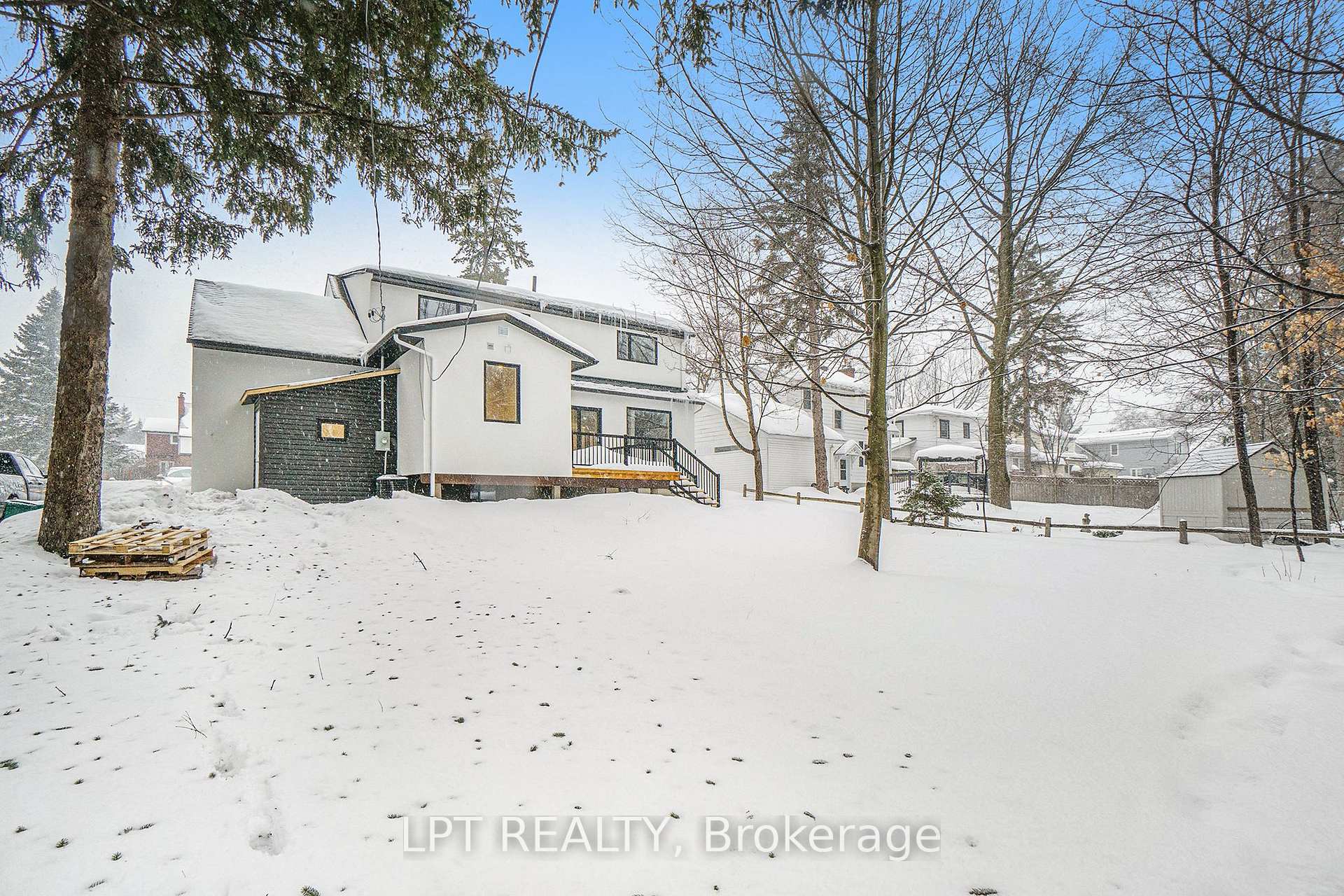 Photo 29 of 2112 Alta Vista Drive, Ottawa, Applewood Acres — HOMEH