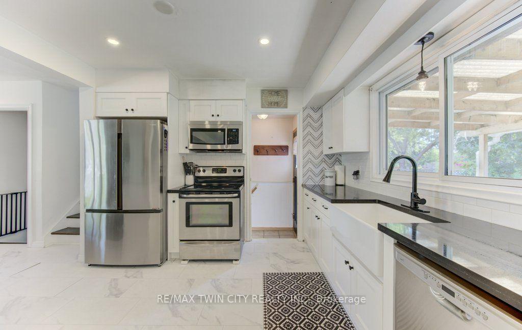 Photo 22 of 61 Windsor Street, Guelph, Riverside Park — HOMEH
