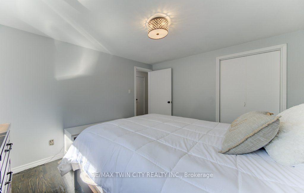 Photo 26 of 61 Windsor Street, Guelph, Riverside Park — HOMEH
