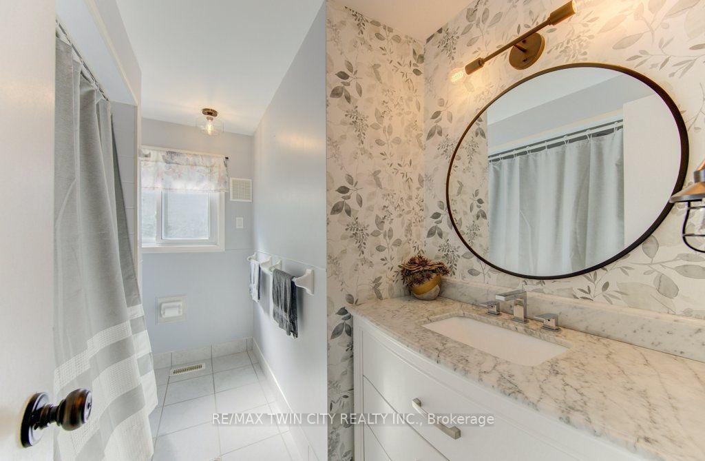 Photo 27 of 61 Windsor Street, Guelph, Riverside Park — HOMEH