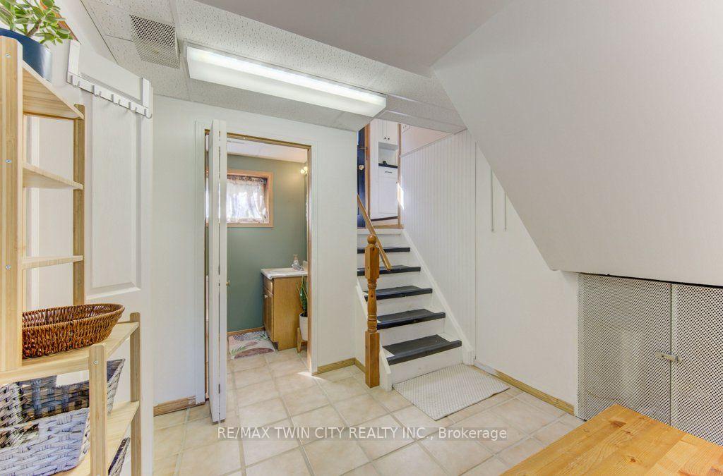 Photo 28 of 61 Windsor Street, Guelph, Riverside Park — HOMEH