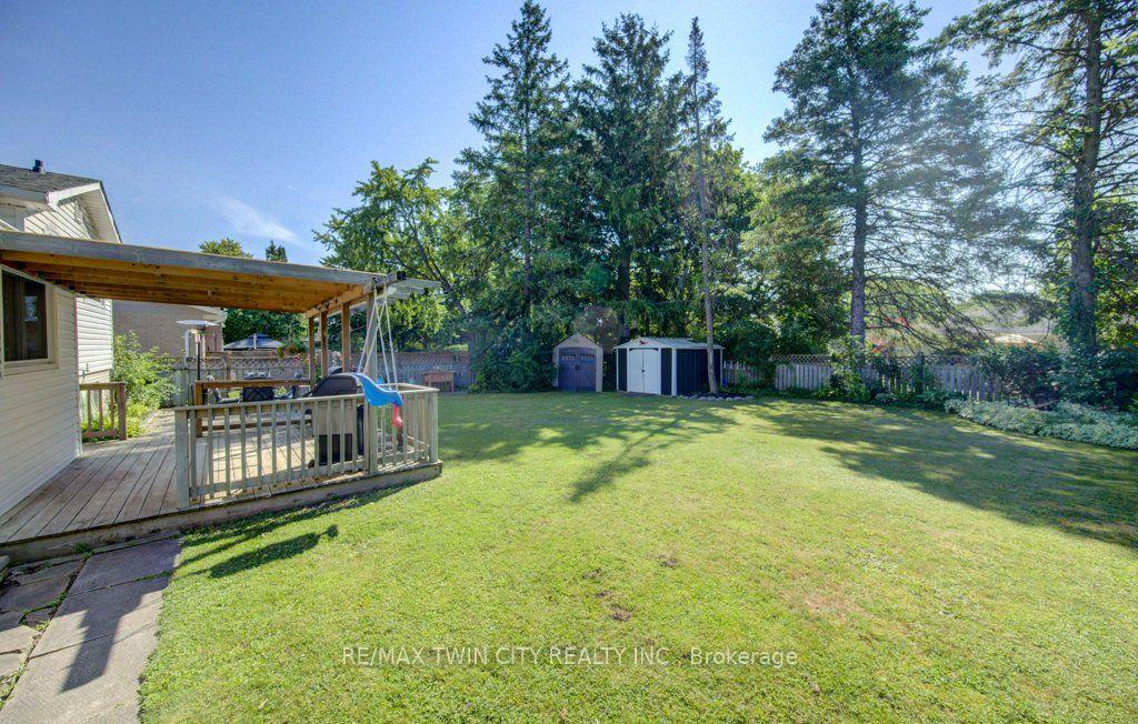 Photo 36 of 61 Windsor Street, Guelph, Riverside Park — HOMEH