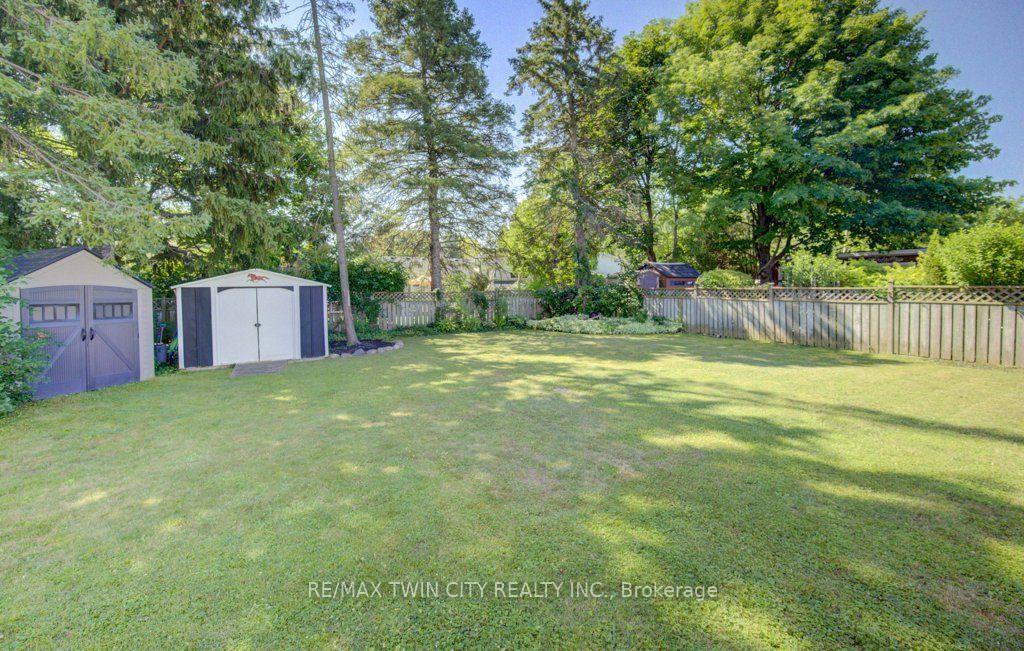 Photo 40 of 61 Windsor Street, Guelph, Riverside Park — HOMEH