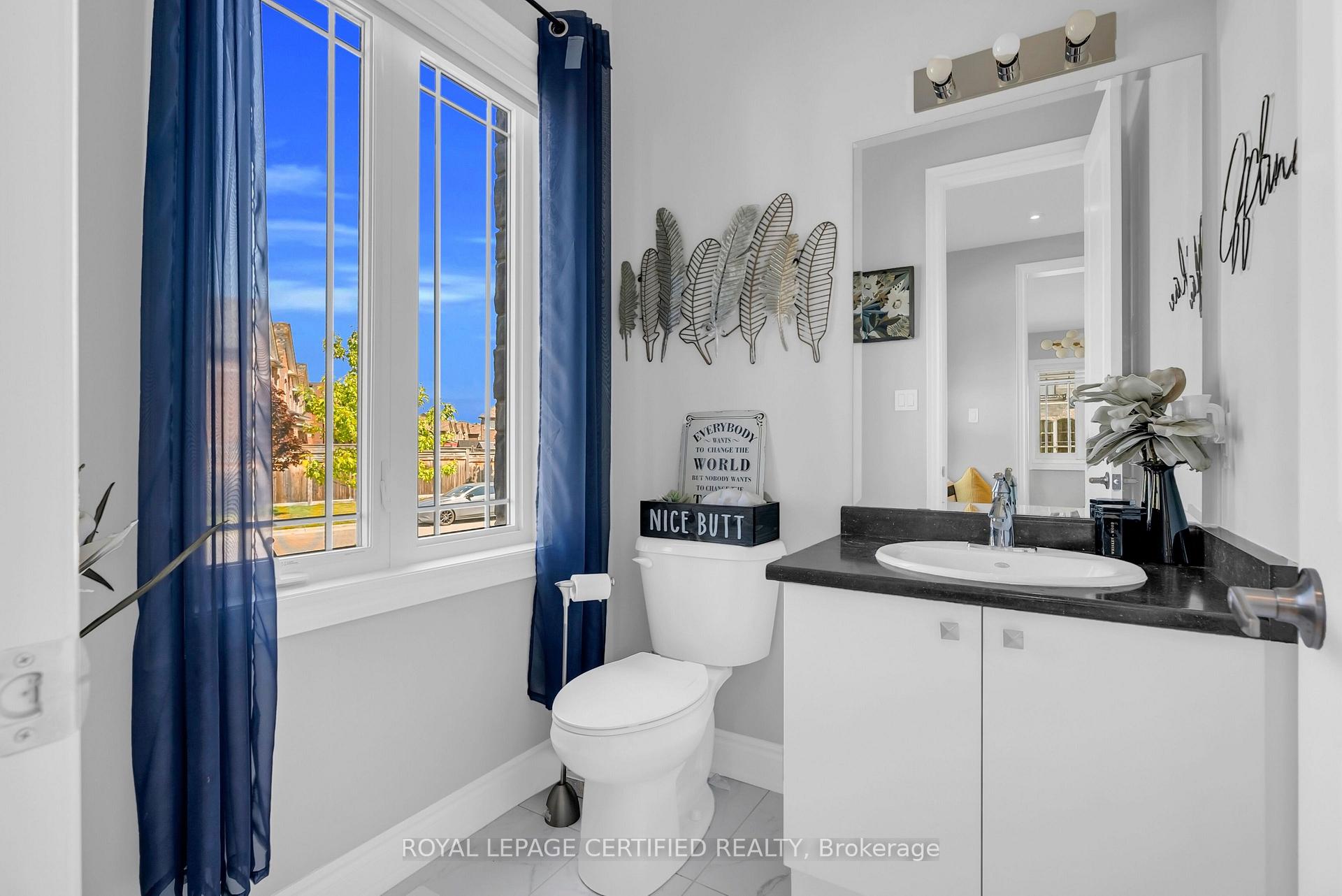 Photo 20 of 126 Walker Boulevard, New Tecumseth, Alliston — HOMEH