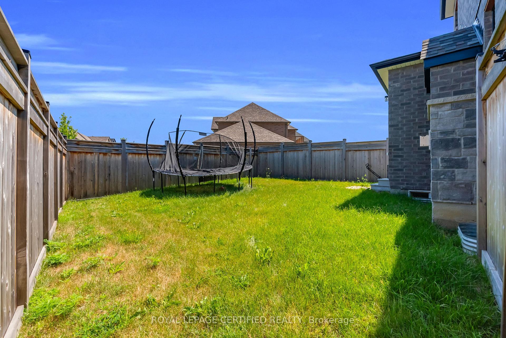 Photo 44 of 126 Walker Boulevard, New Tecumseth, Alliston — HOMEH
