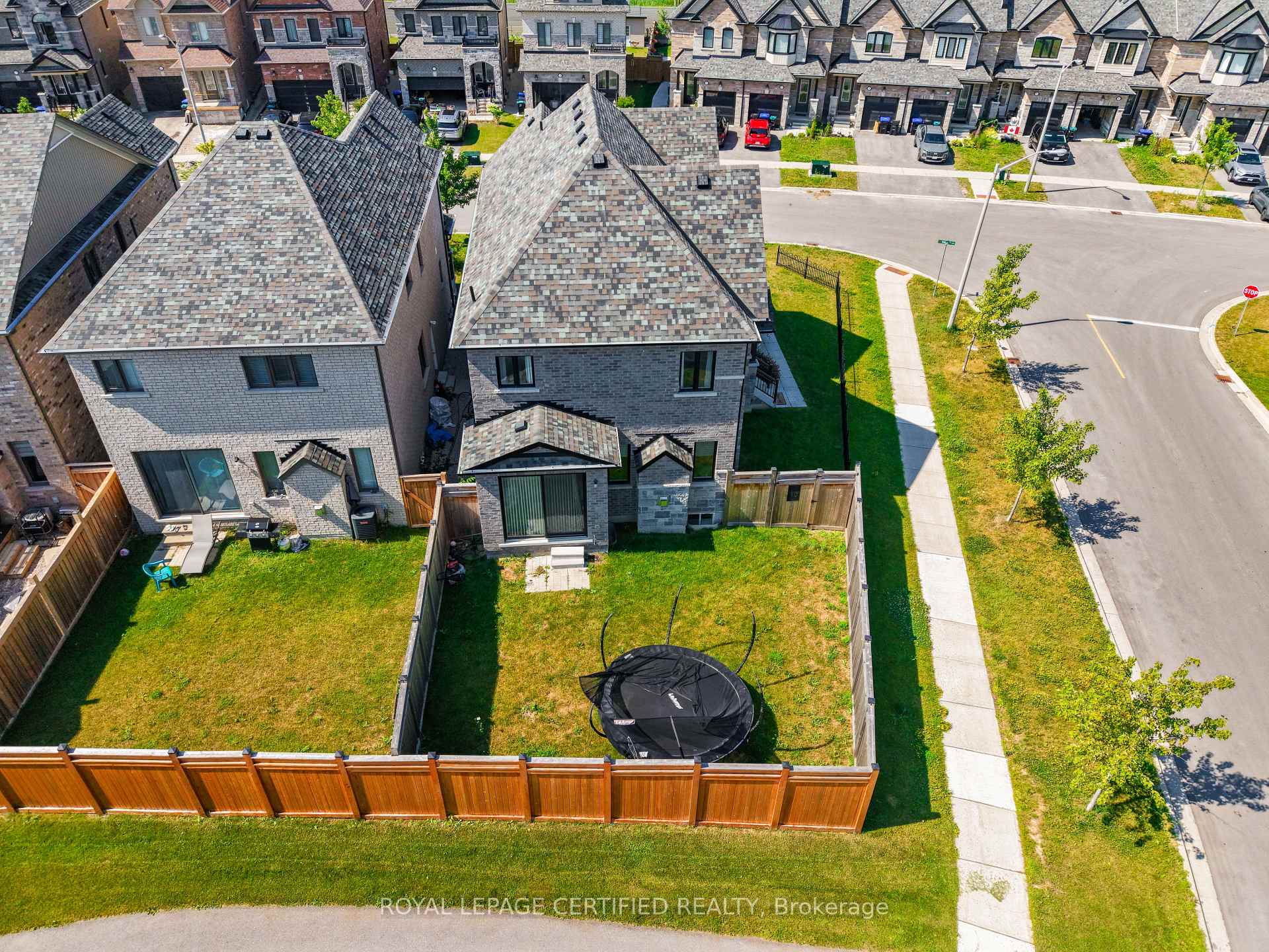 Photo 47 of 126 Walker Boulevard, New Tecumseth, Alliston — HOMEH