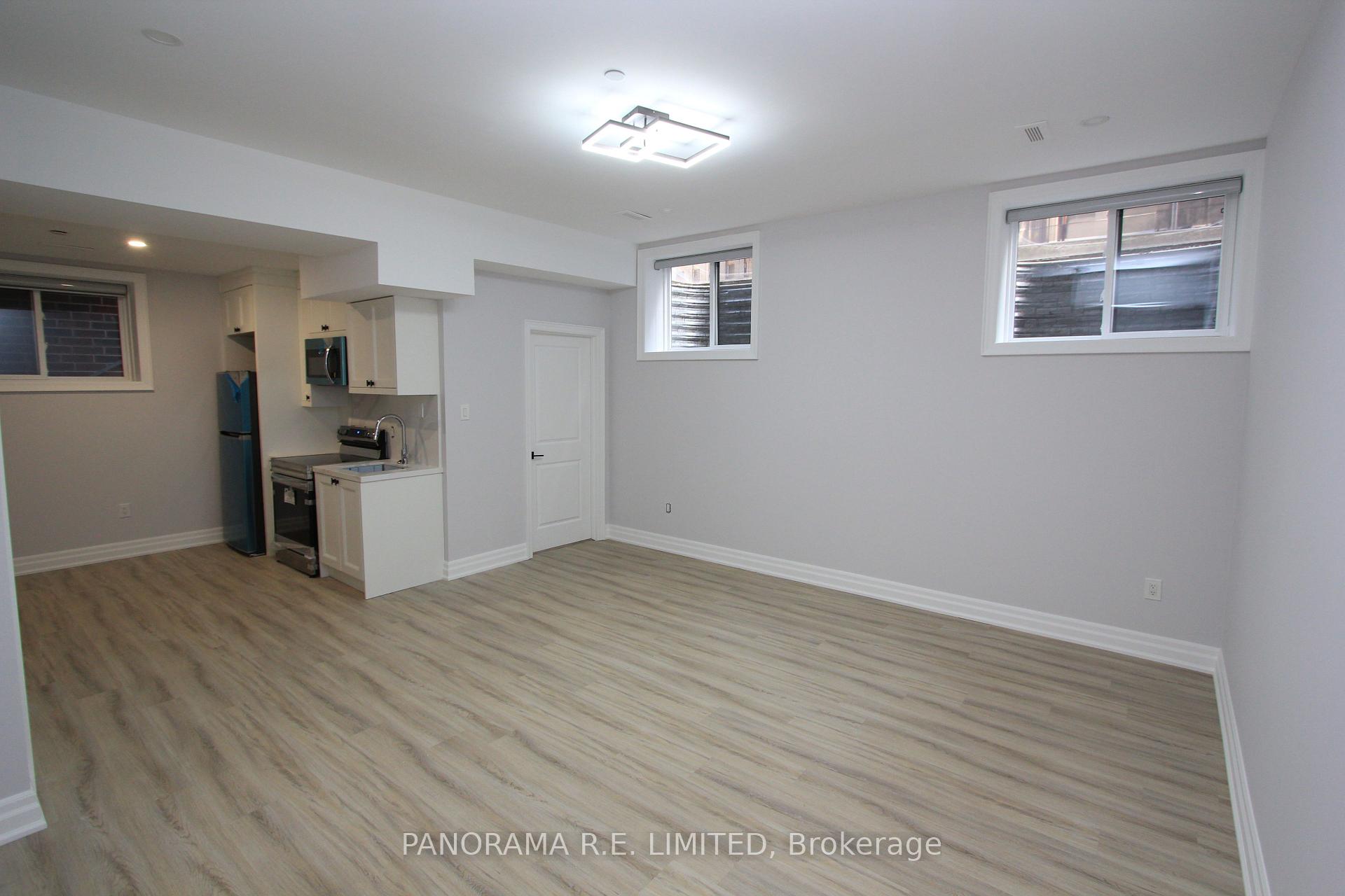 Photo 1 of Unit 2, 11 Cronin Drive, Etobicoke, Islington-City Centre West — HOMEH