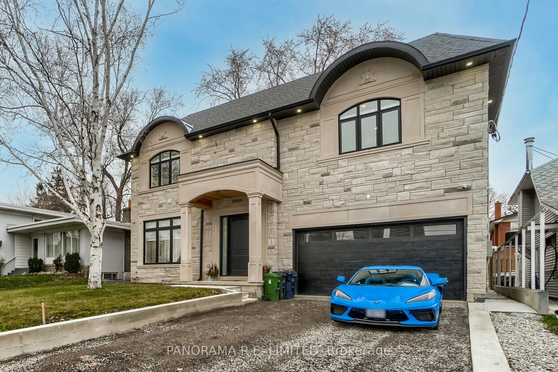 Photo 8 of Unit 2, 11 Cronin Drive, Etobicoke, Islington-City Centre West — HOMEH