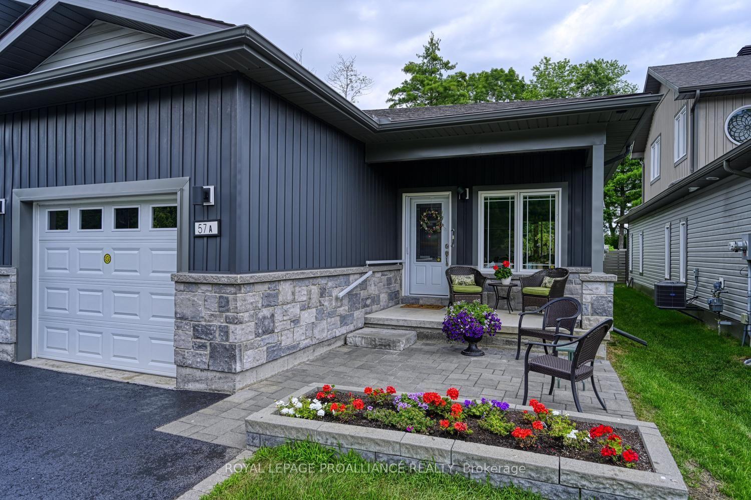 Photo 3 of 57 A Centre Street, Brockville, Brockville — HOMEH