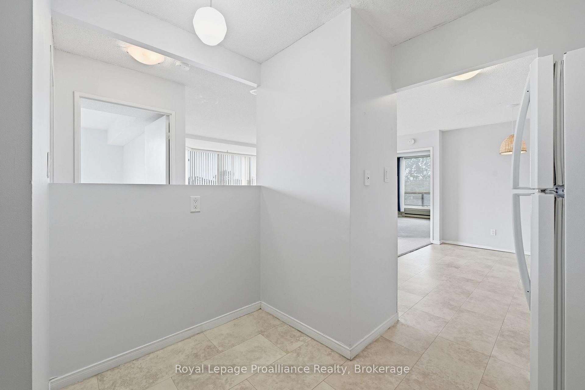 Photo 13 of Unit 302, 344 Front Street, Belleville, Belleville Ward — HOMEH