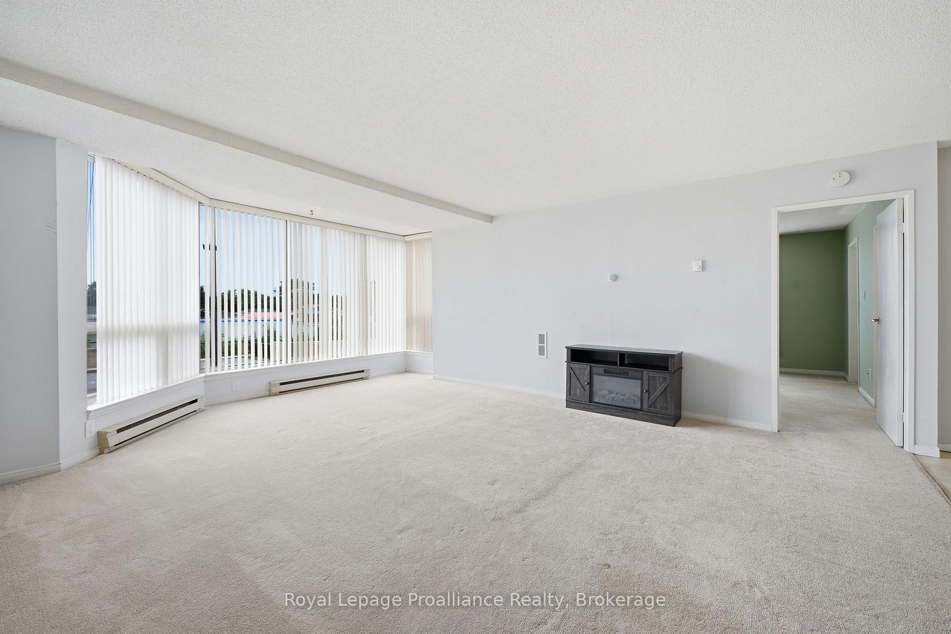 Photo 17 of Unit 302, 344 Front Street, Belleville, Belleville Ward — HOMEH