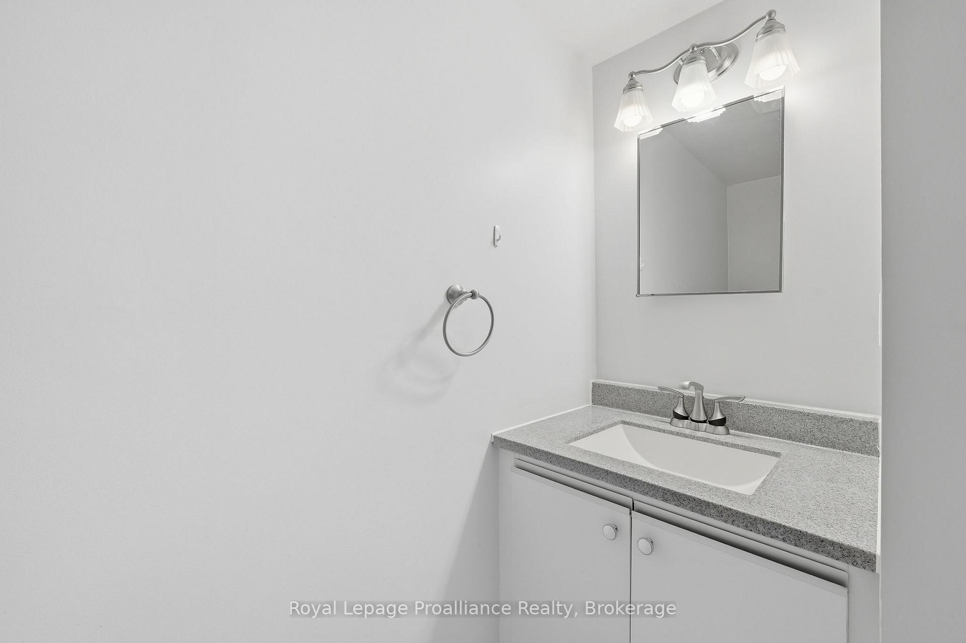 Photo 33 of Unit 302, 344 Front Street, Belleville, Belleville Ward — HOMEH