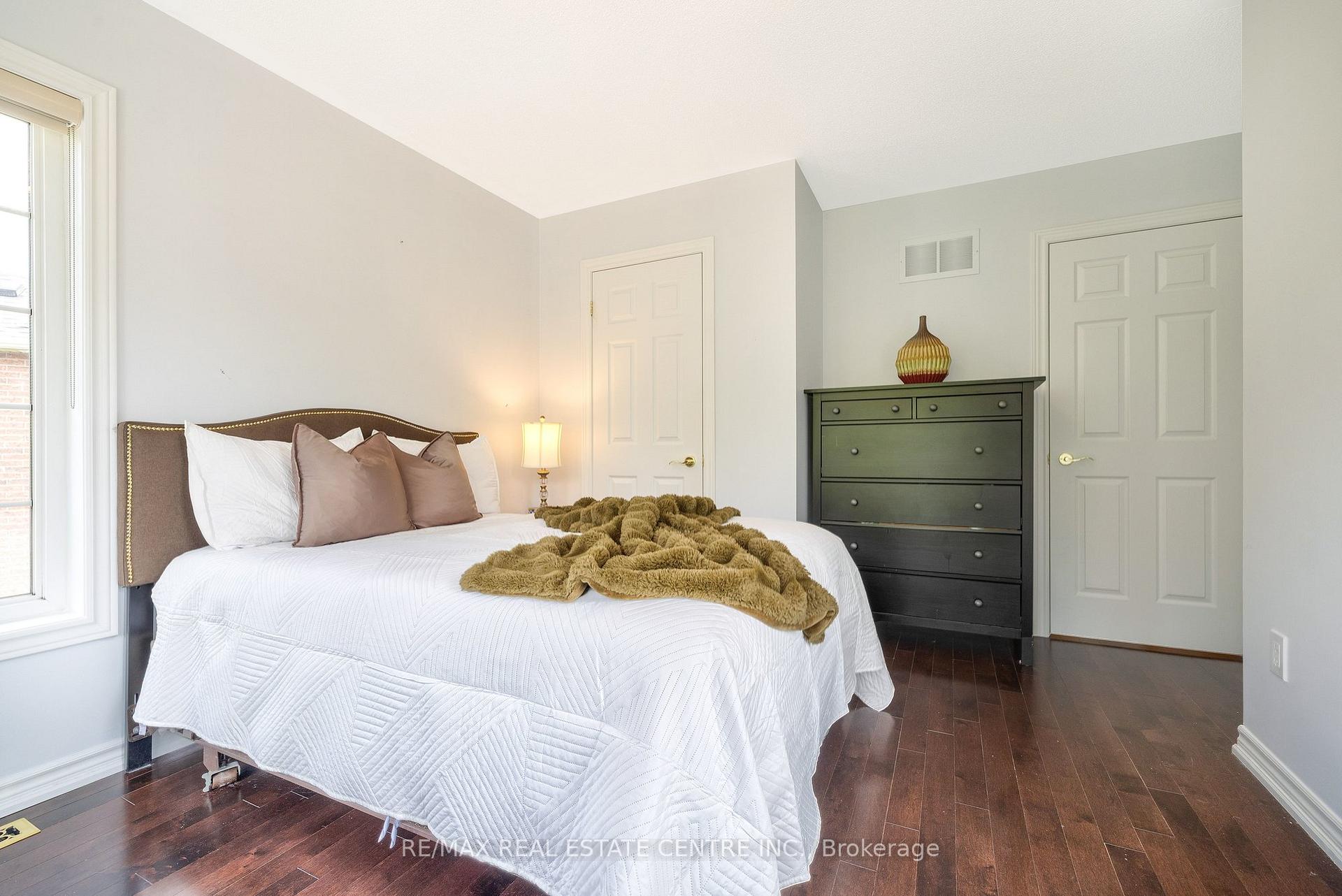 Photo 24 of 241 Duff Crescent, Milton, Clarke — HOMEH